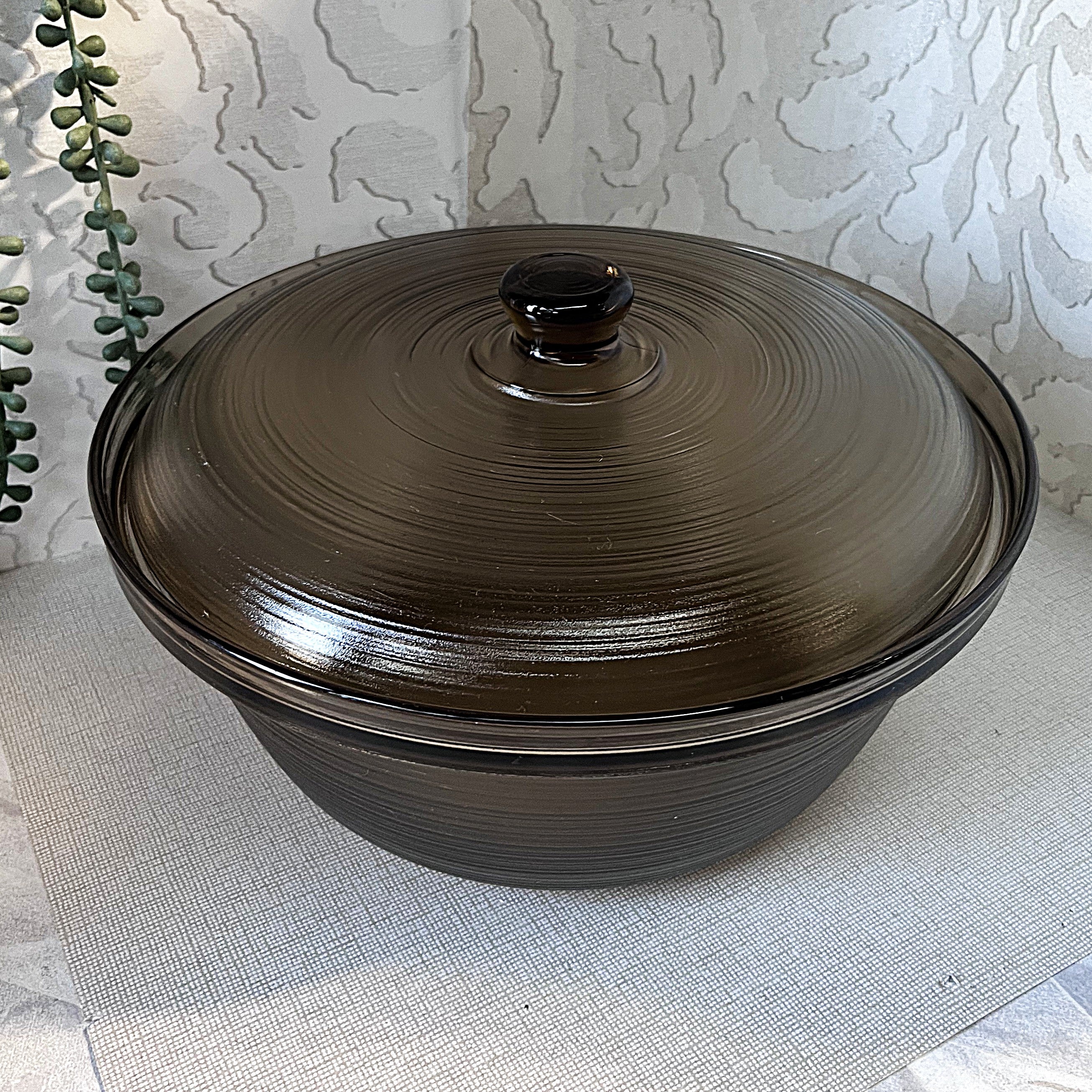 Arcopal: Smoked Glass: Lidded Casserole 3.8L