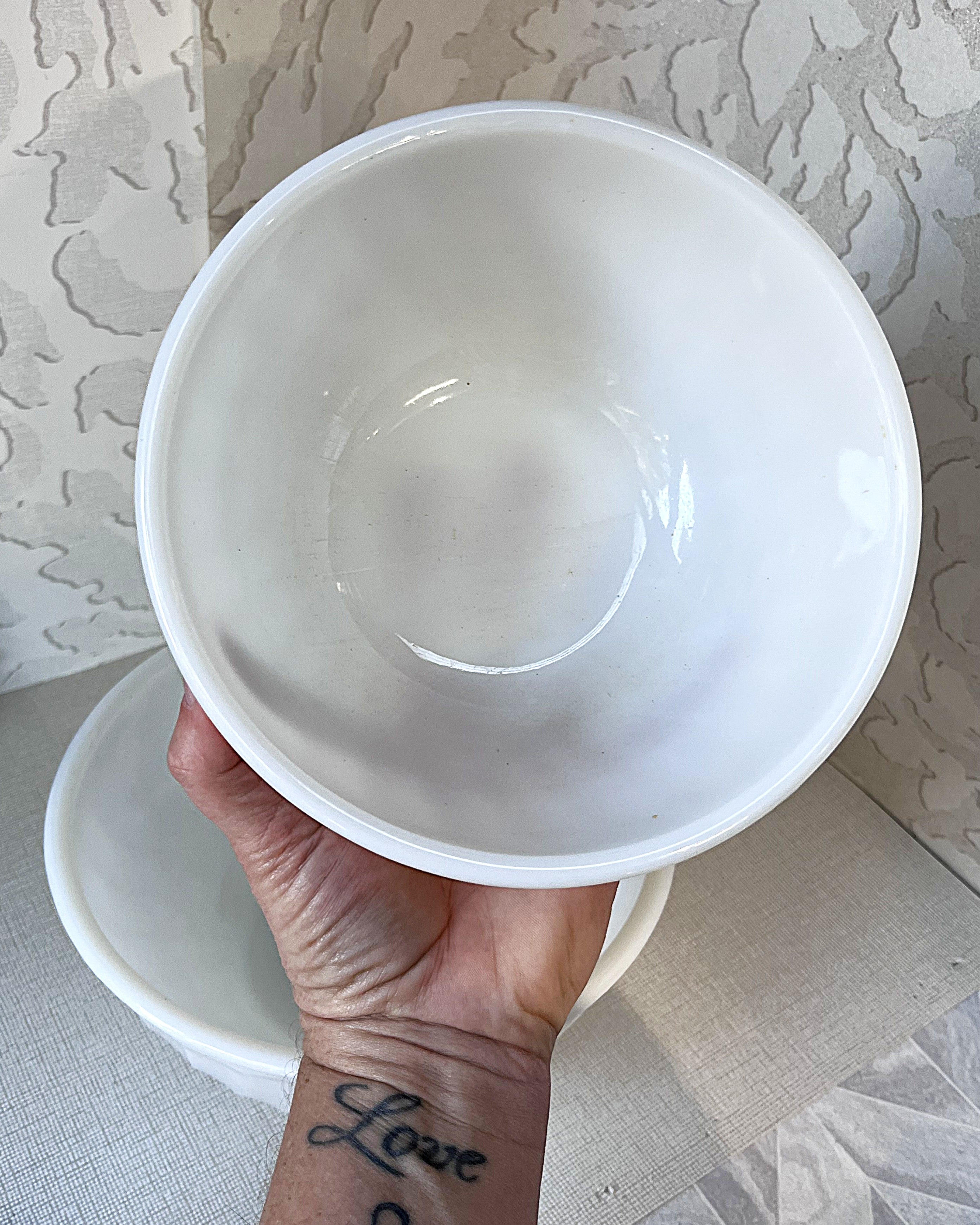 Vintage Mixing Bowls: Anchor Hocking White Swirl Mixing Bowls, 2