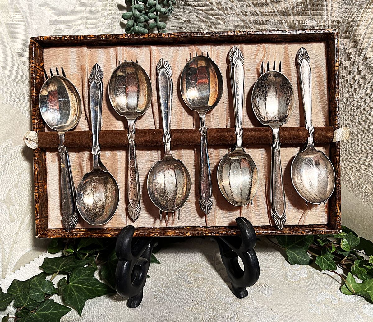 Cutlery: Art Deco Dessert Service, Set of 16
