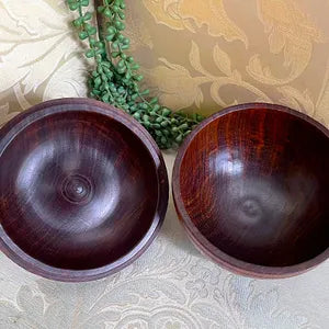 Treen Lidded Jar: Antique Victorian Walnut Tobacco Humidor