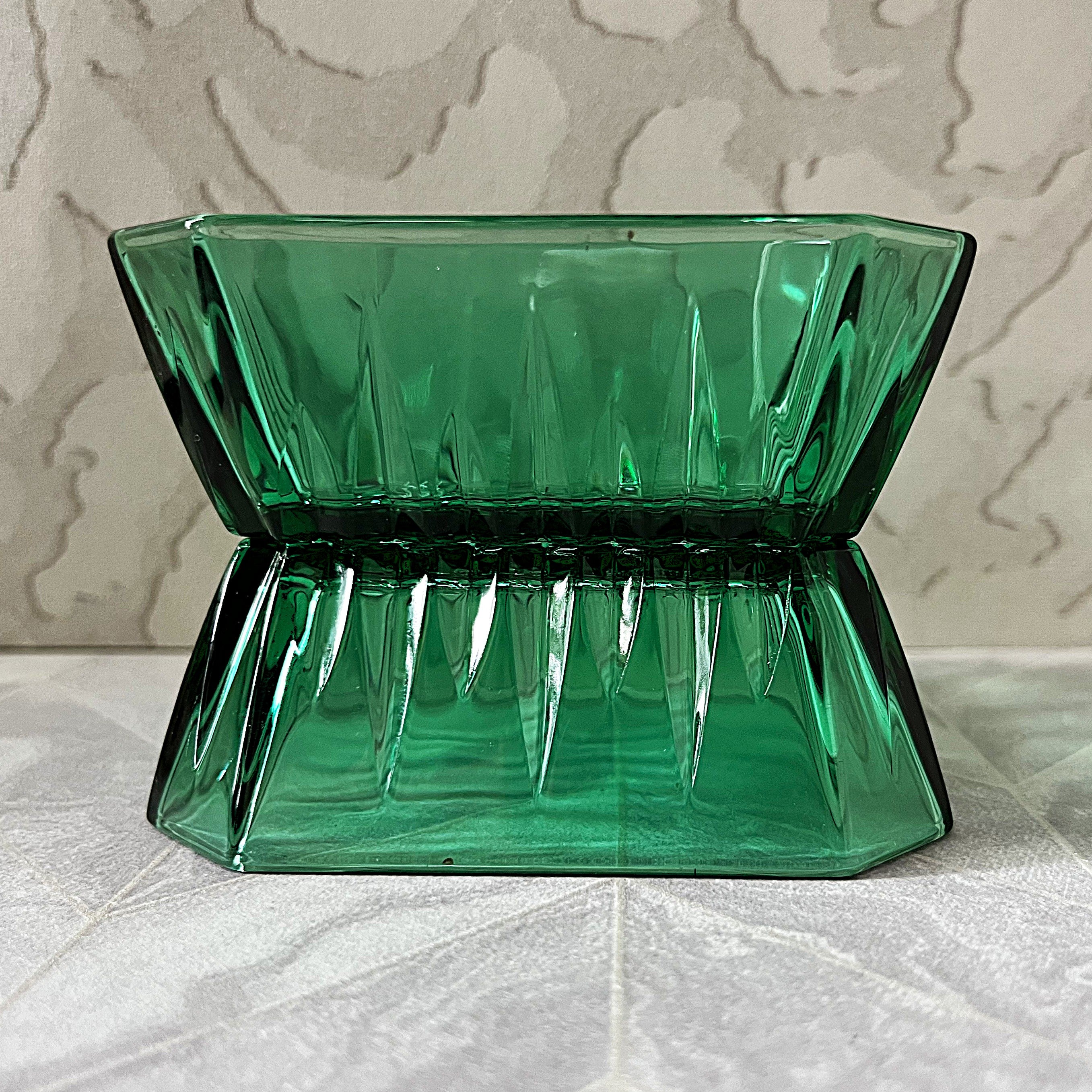 Arcoroc: Appetizer Bowls & an Ashtray, Emerald Green