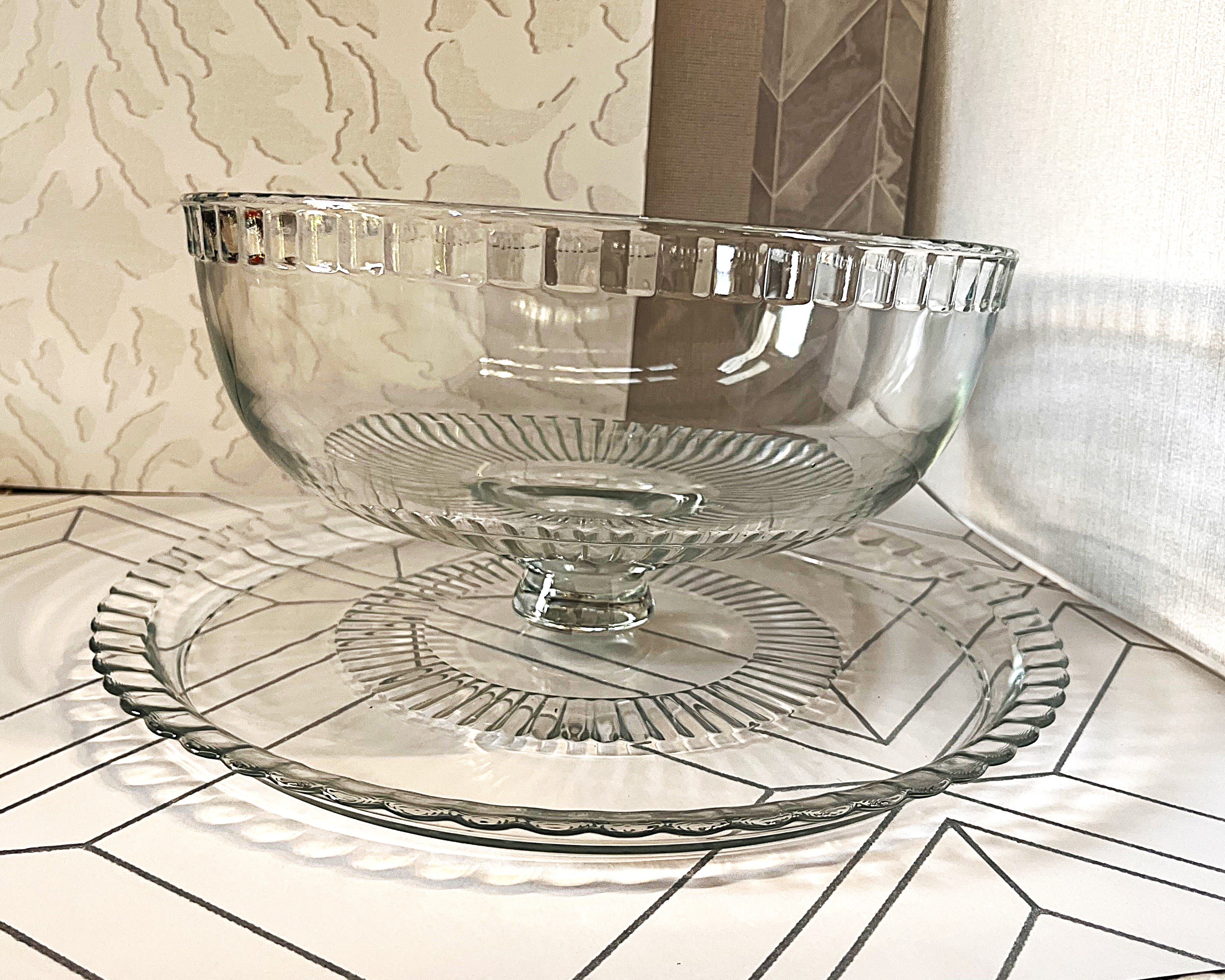 Arcoroc: Large Cake Dome with Matching Platter