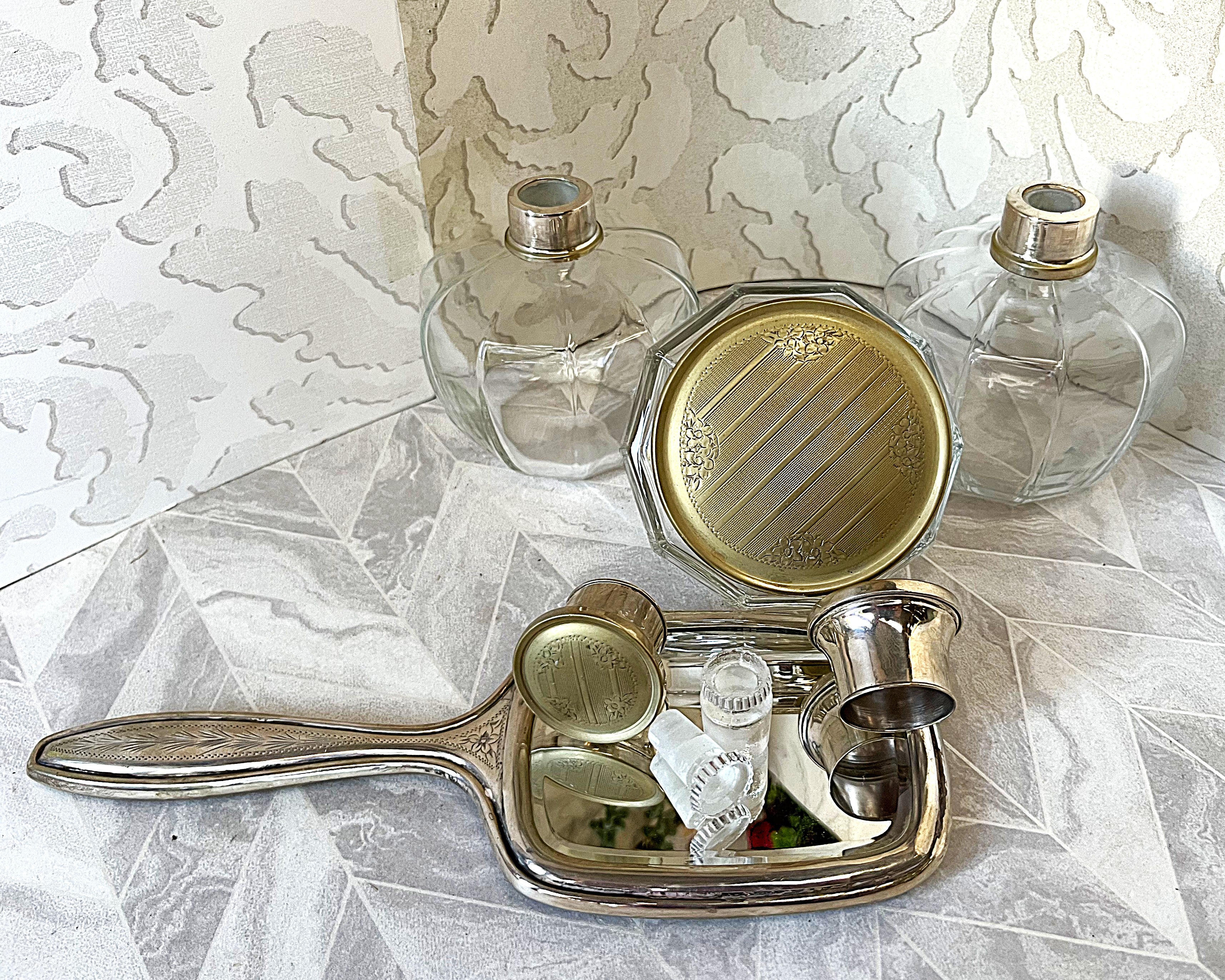 Dressing Table Vanity: Mid-Century Hollywood Regency Vanity Suite