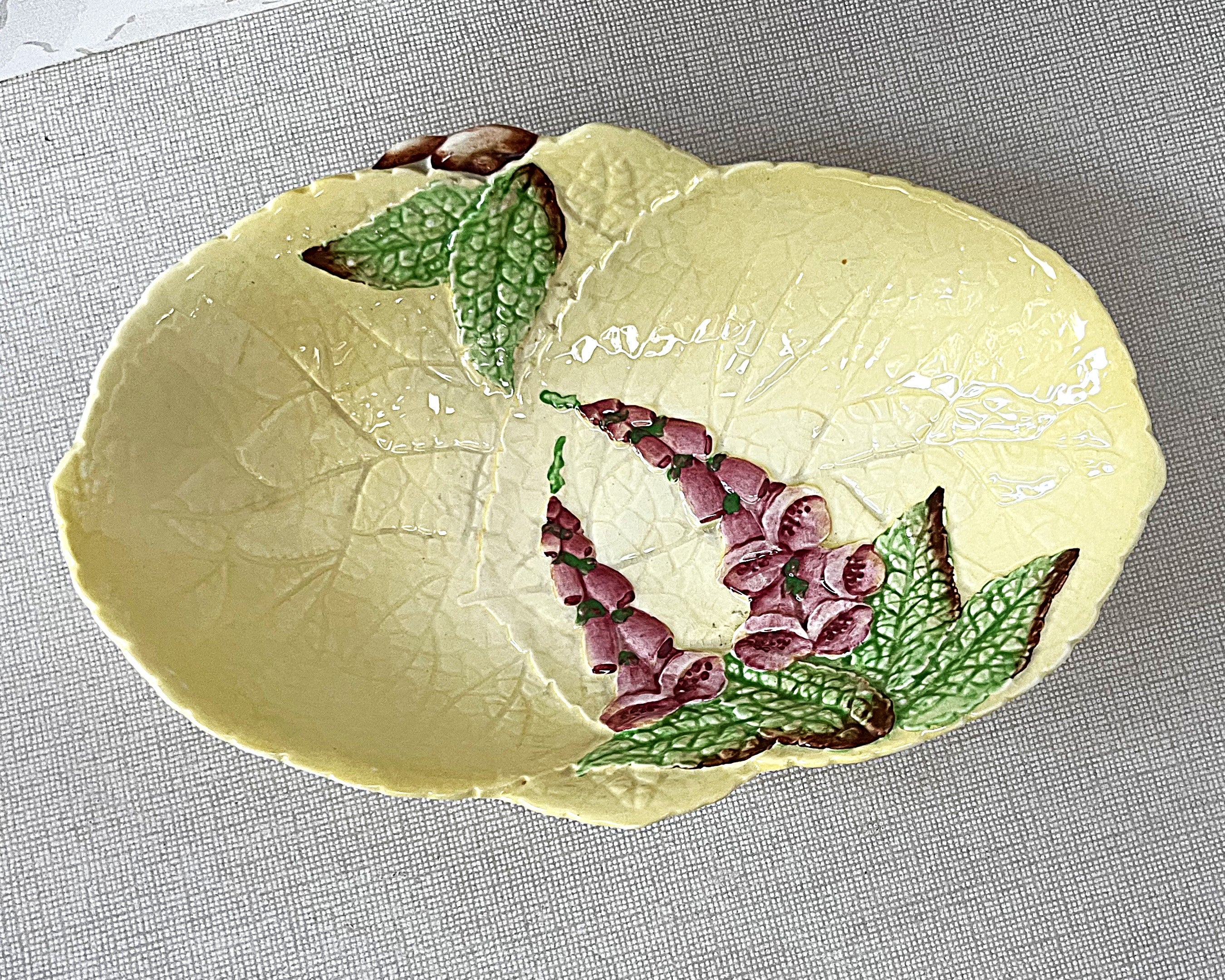 CarltonWare: Foxglove Serving Dish