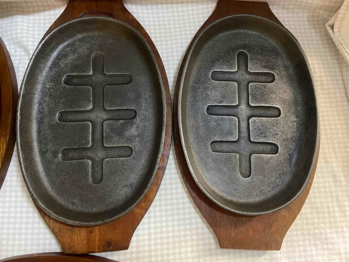 Cast Iron: Sizzling Steak Plates, Set of 4