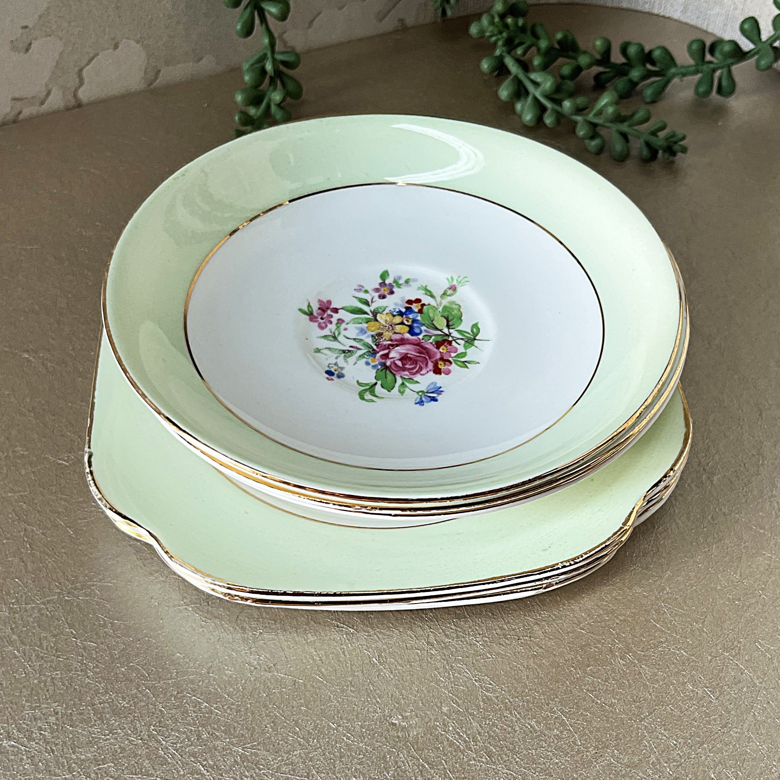 High Tea: Royal Vale Cake Plate and Saucer Set, 7