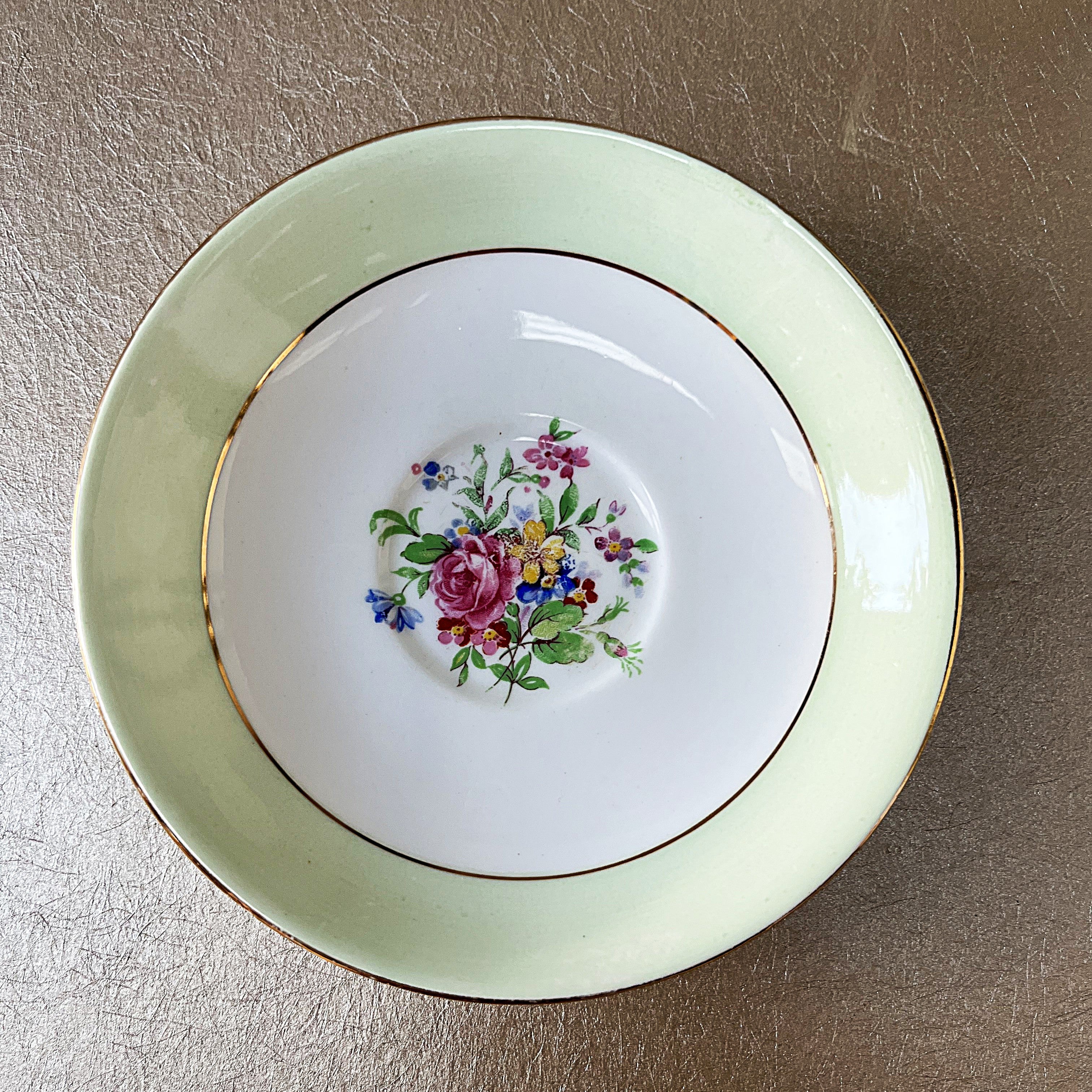 High Tea: Royal Vale Cake Plate and Saucer Set, 7