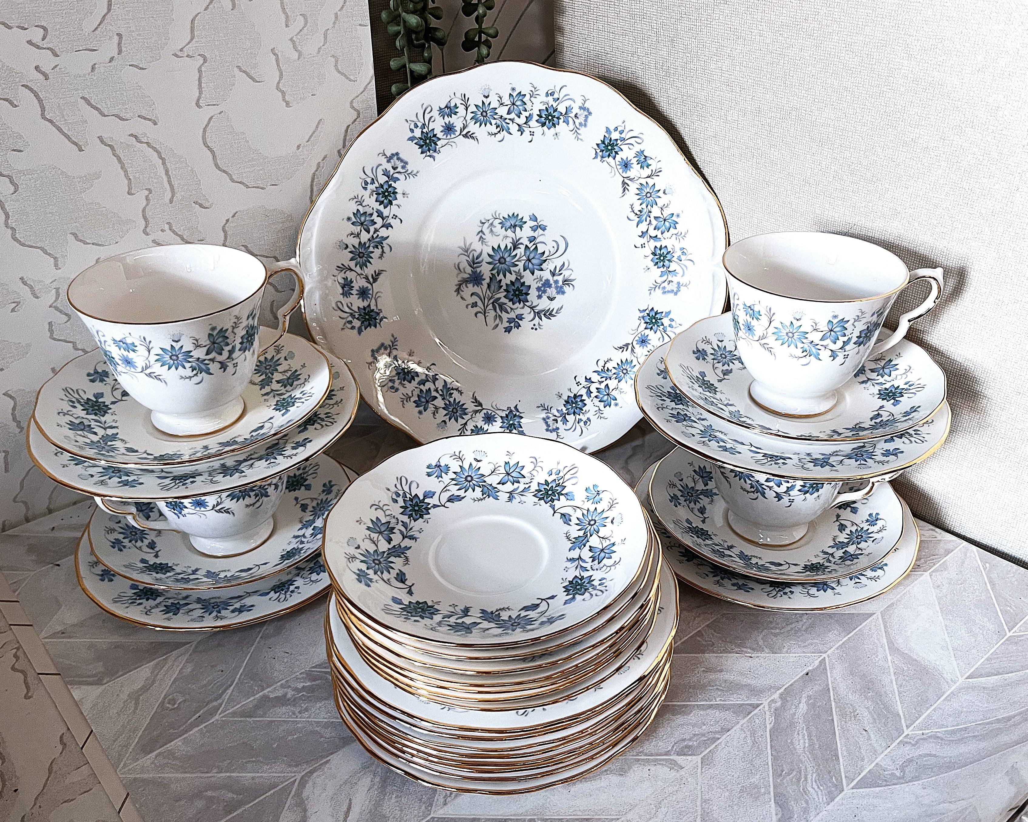 Coffee Tea Service: Colclough Braganza, 37