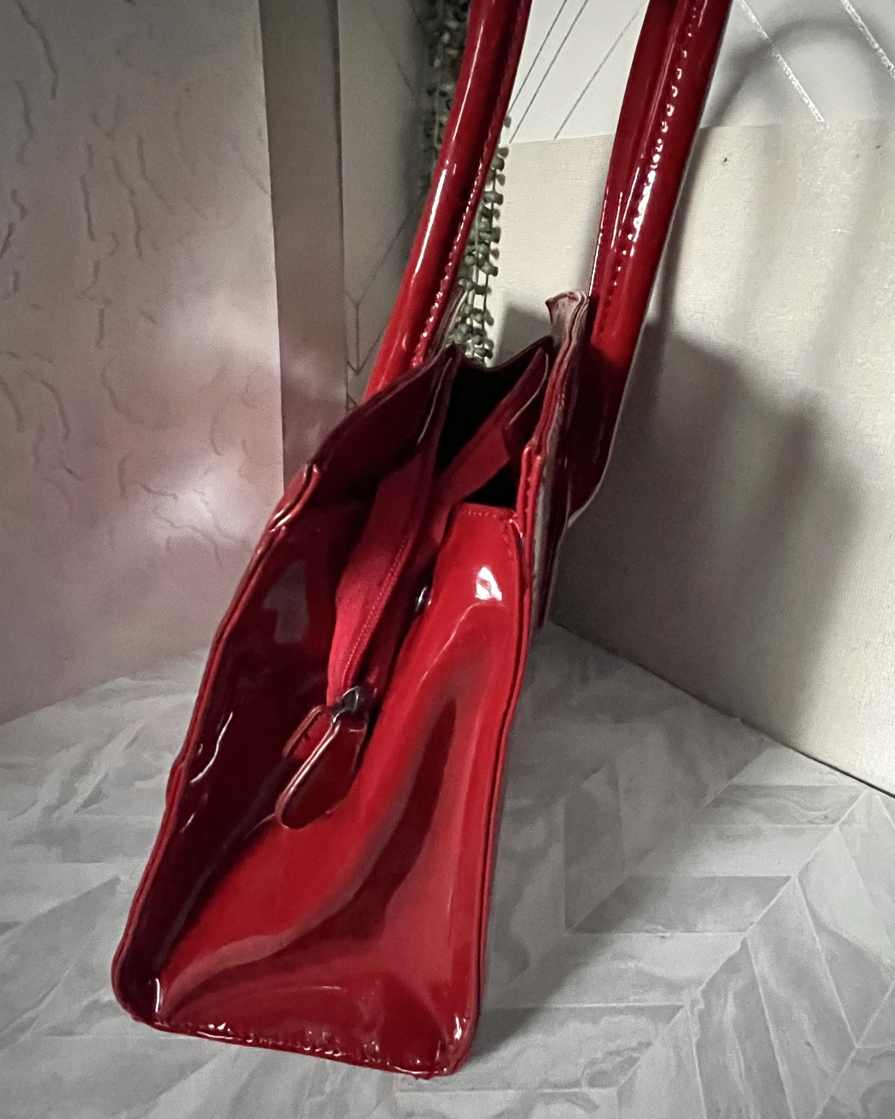Bags: Daniel Hechter Red Patent Tote