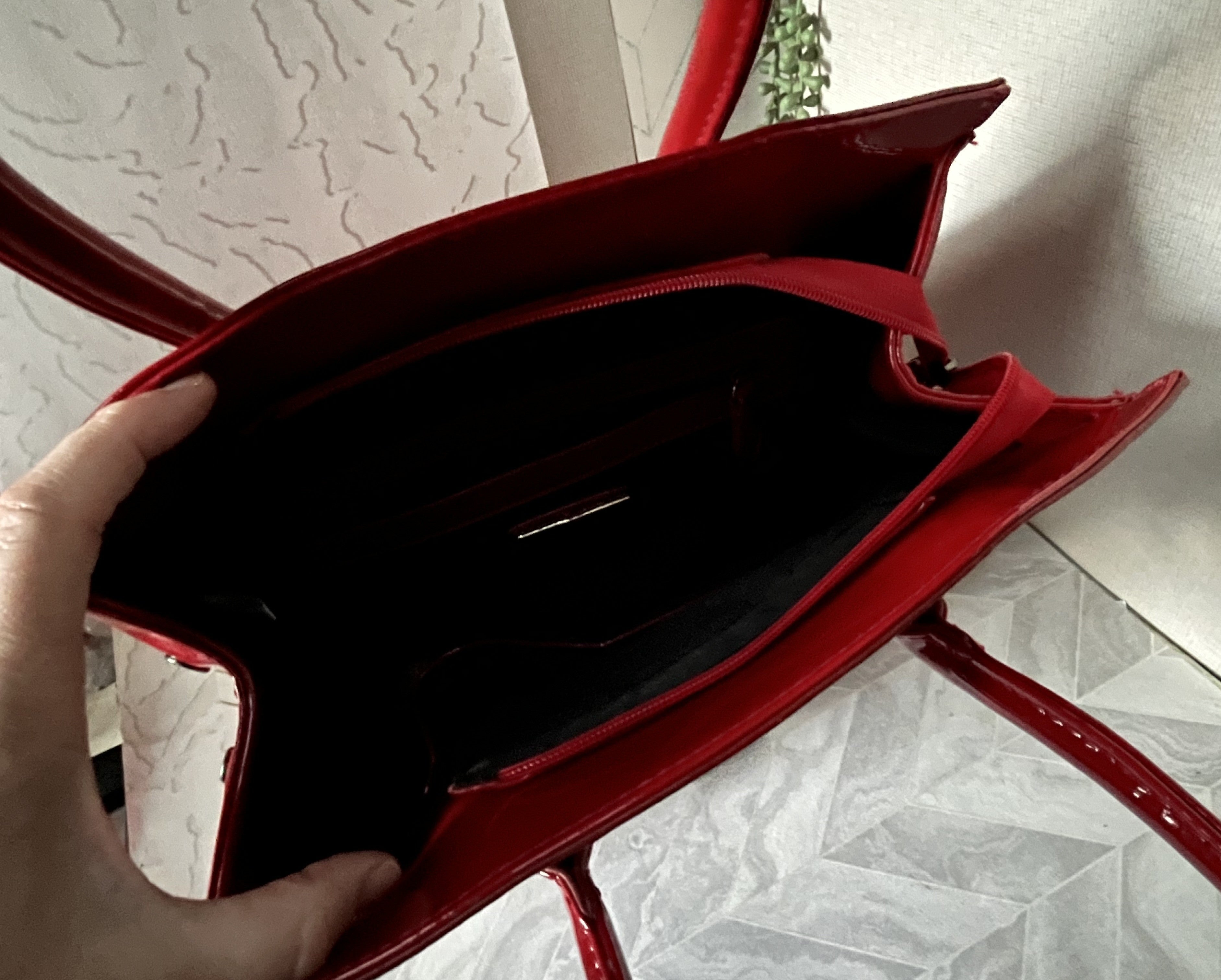 Bags: Daniel Hechter Red Patent Tote