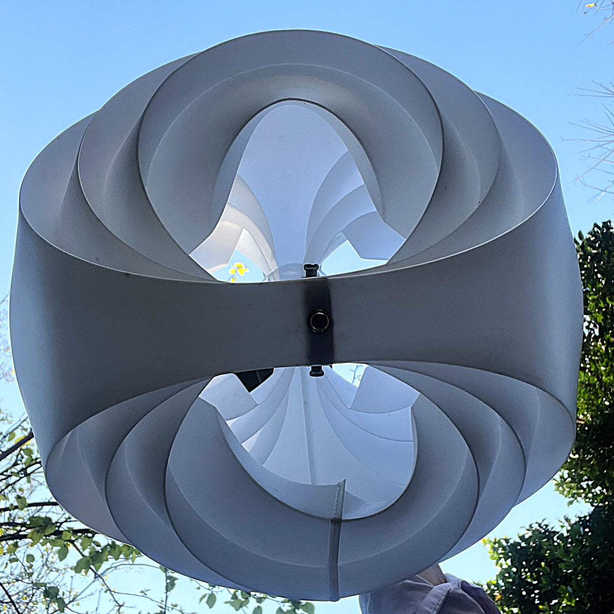 Lights: White Swirl Ribbon Pendant Light