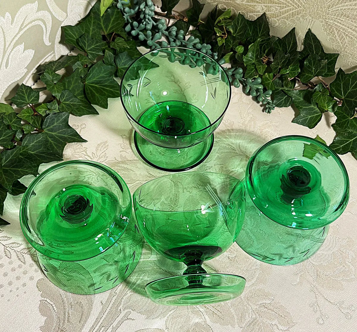 Stemware: Emerald Green Dessert Coupes, 4