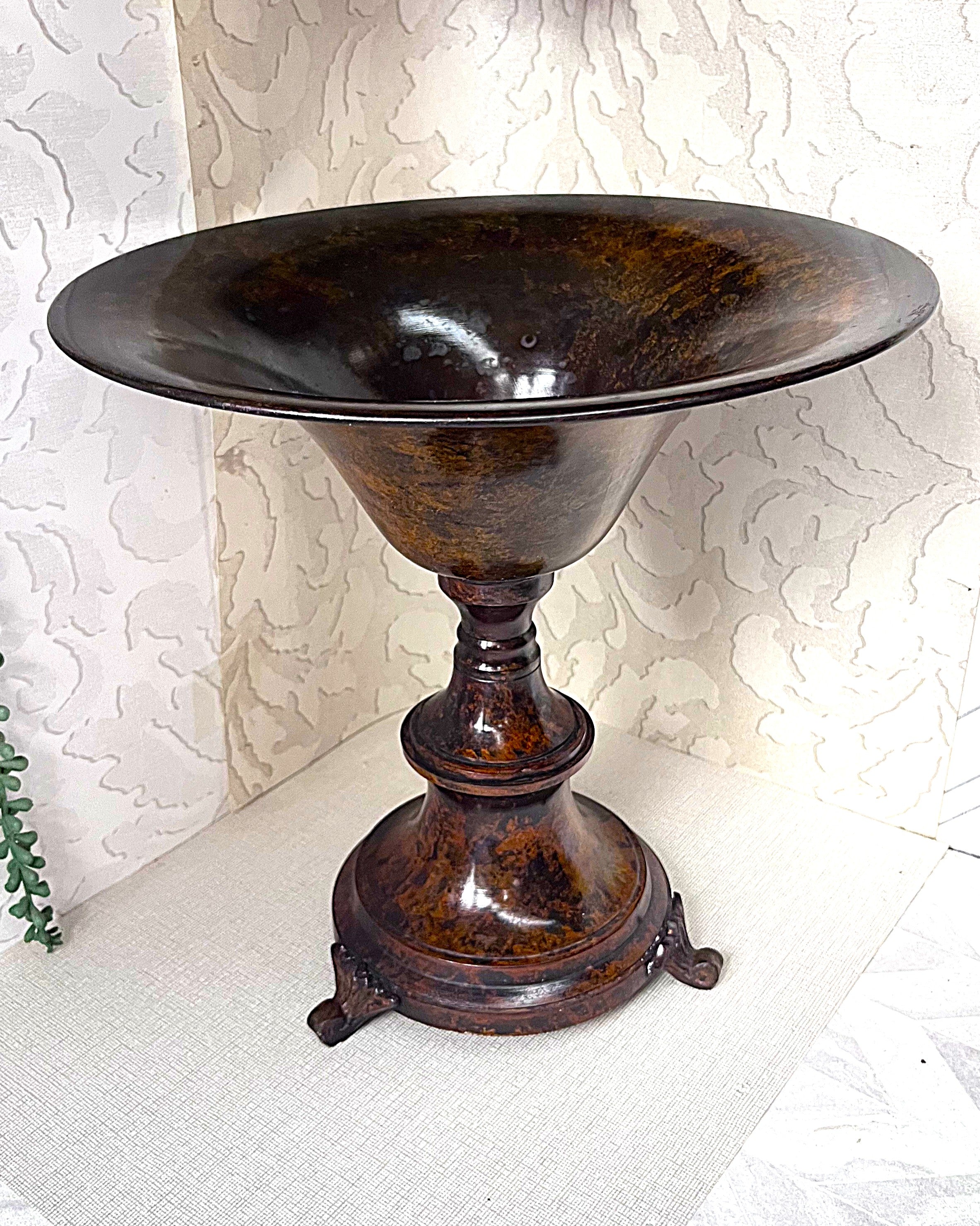 Brass Décor: Hollywood Regency Spun Brass Pedestal Tazza