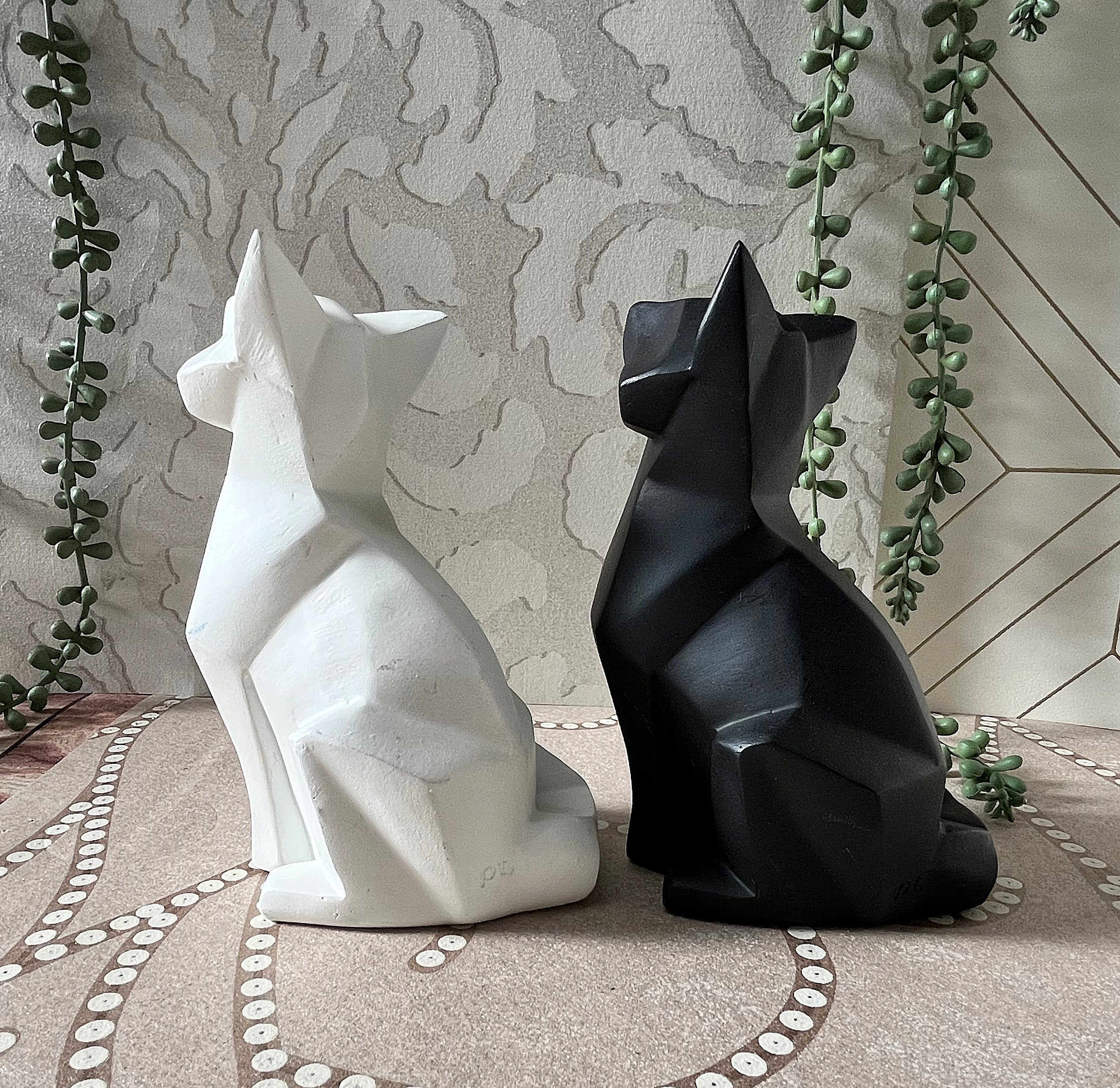 Animal Décor: Modern Geometric Fox Figurines