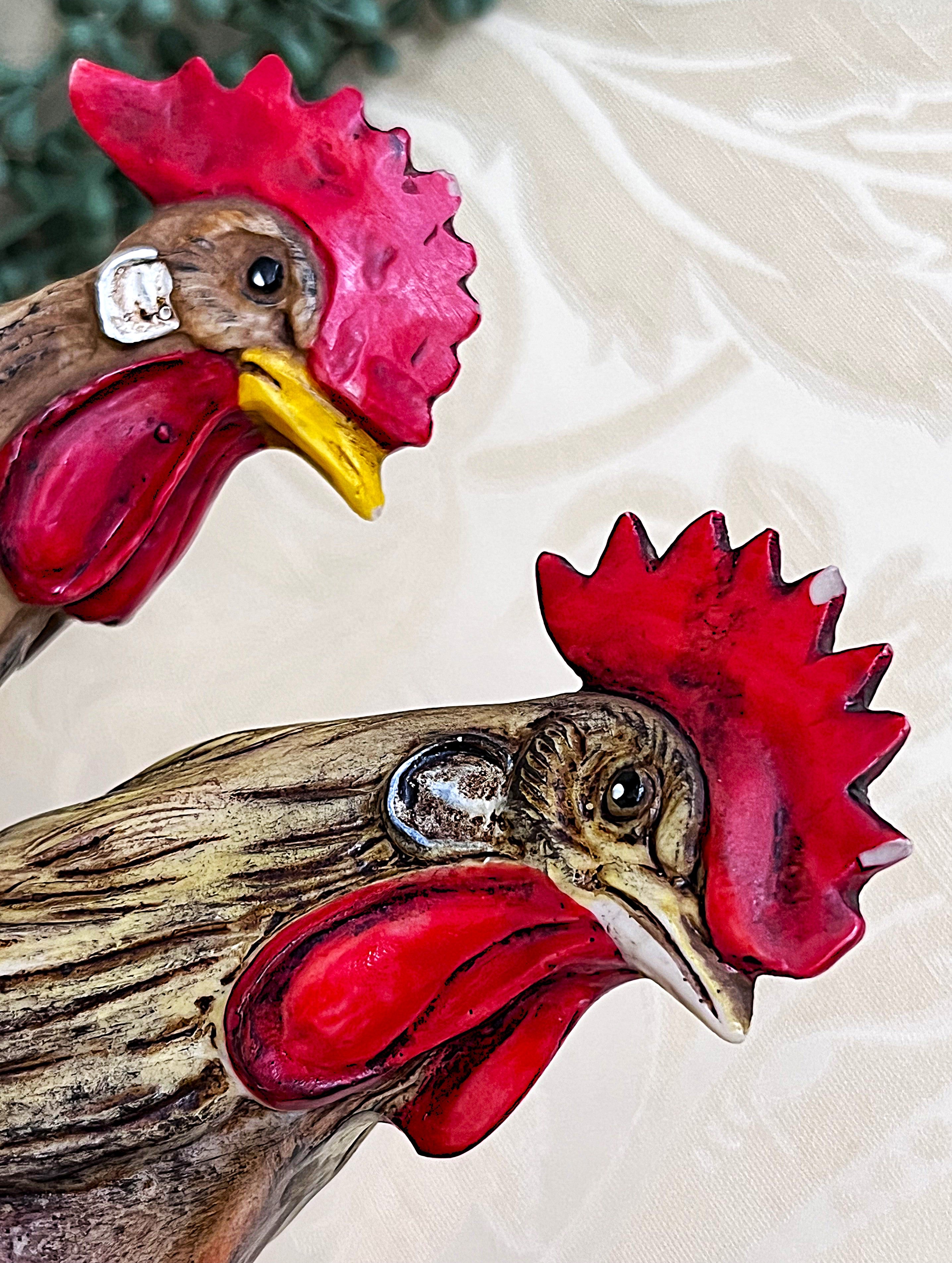 Italian: Cora Originale Carved Roosters