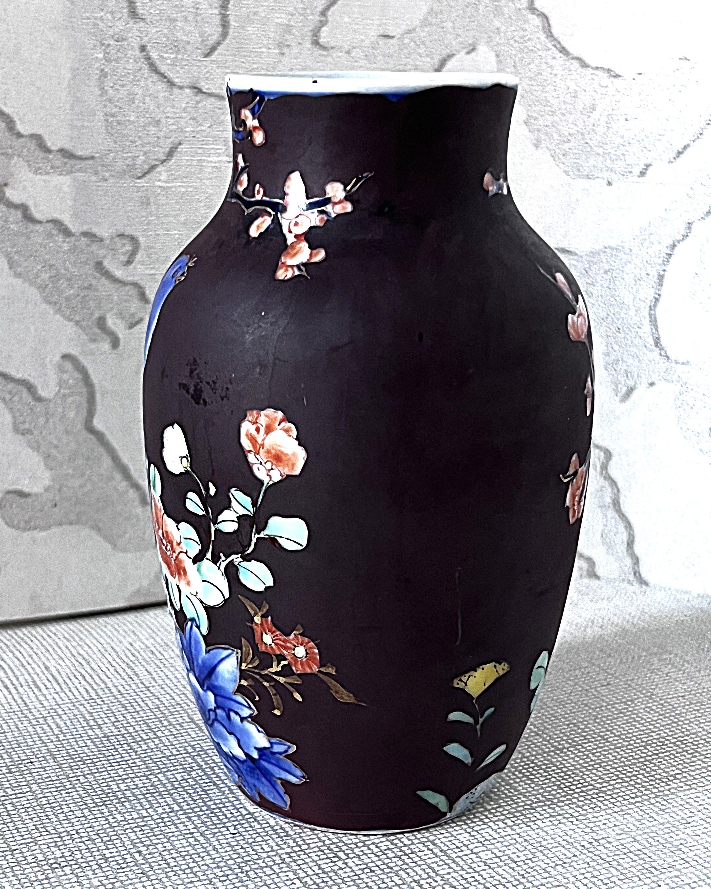 Bud Vases: Koransha Kinrande Porcelain Bud Vase