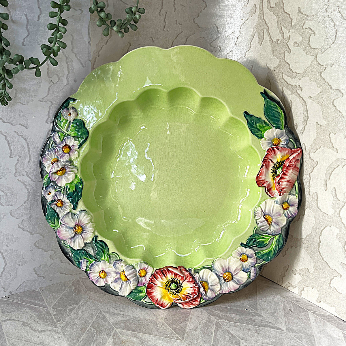 CarltonWare: Poppy & Anemone Scalloped Serving Platter