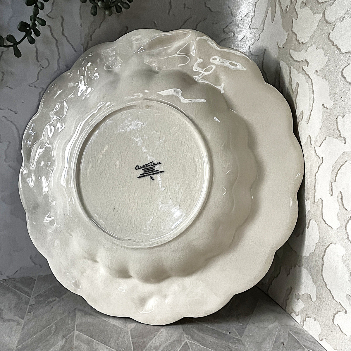 CarltonWare: Poppy & Anemone Scalloped Serving Platter