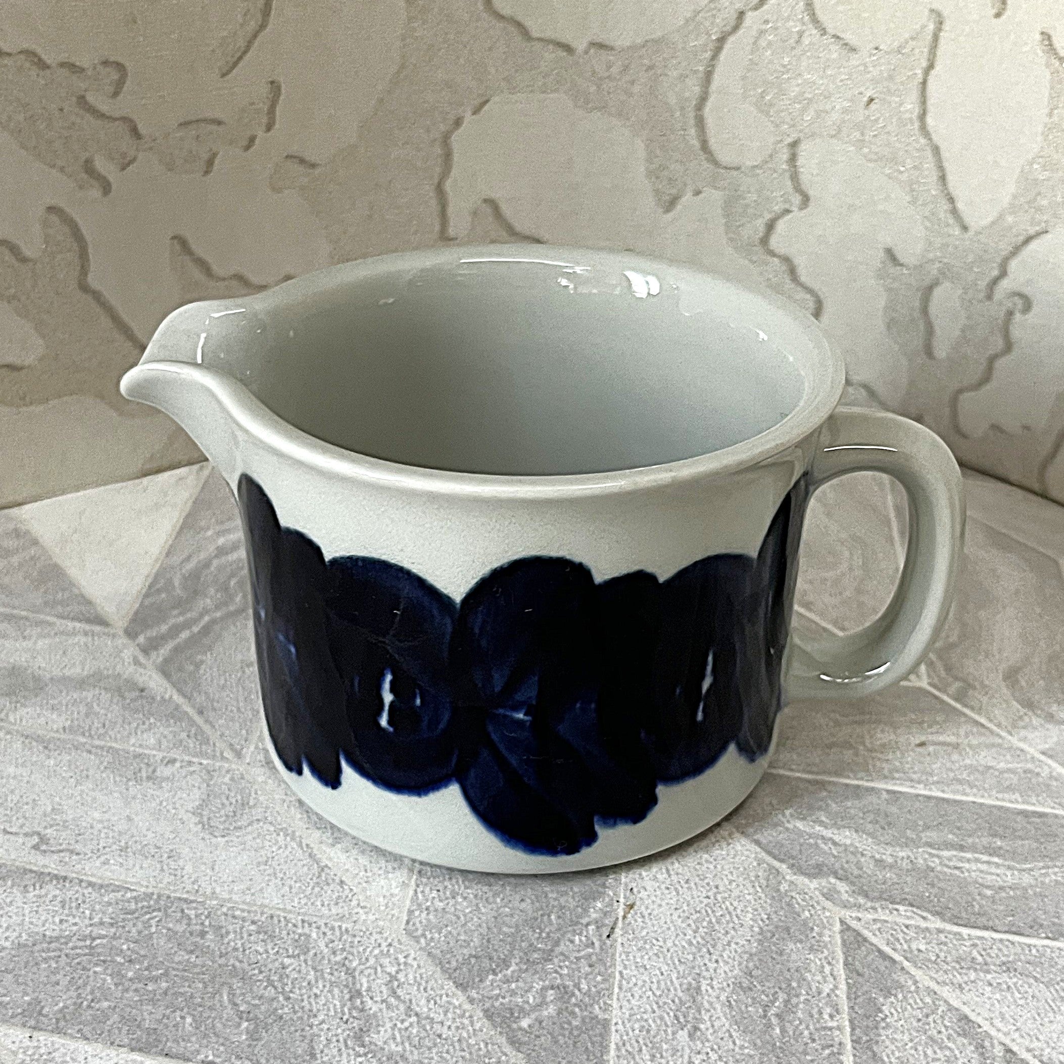 Tableware: Arabia Finland Anemone Creamer