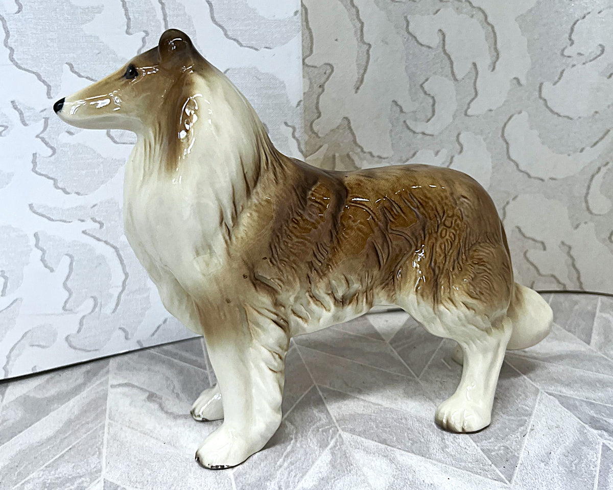 Animal Décor: Beswick Rough Collie Lochinvar of Ladypark Dog Figurine