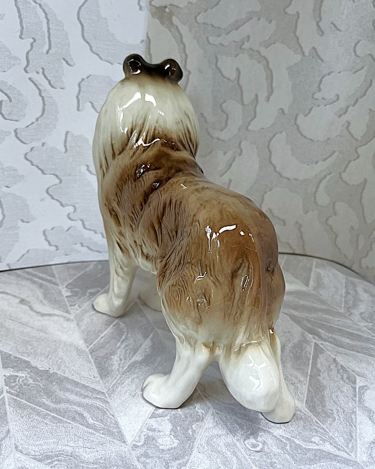 Animal Décor: Beswick Rough Collie Lochinvar of Ladypark Dog Figurine
