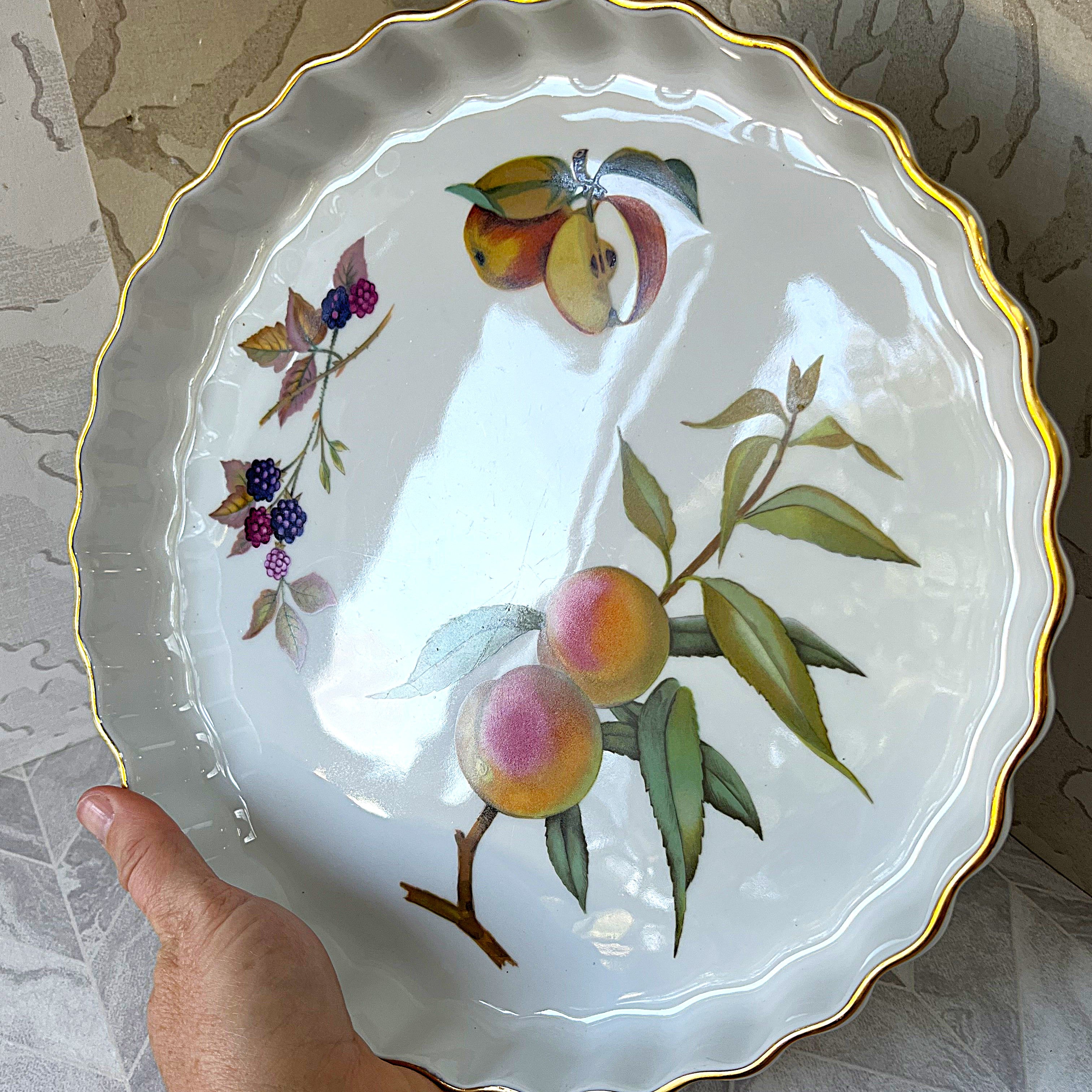 Baking Dish: Royal Worcester Evesham Gold Fluted Large Tart Quiche Dish