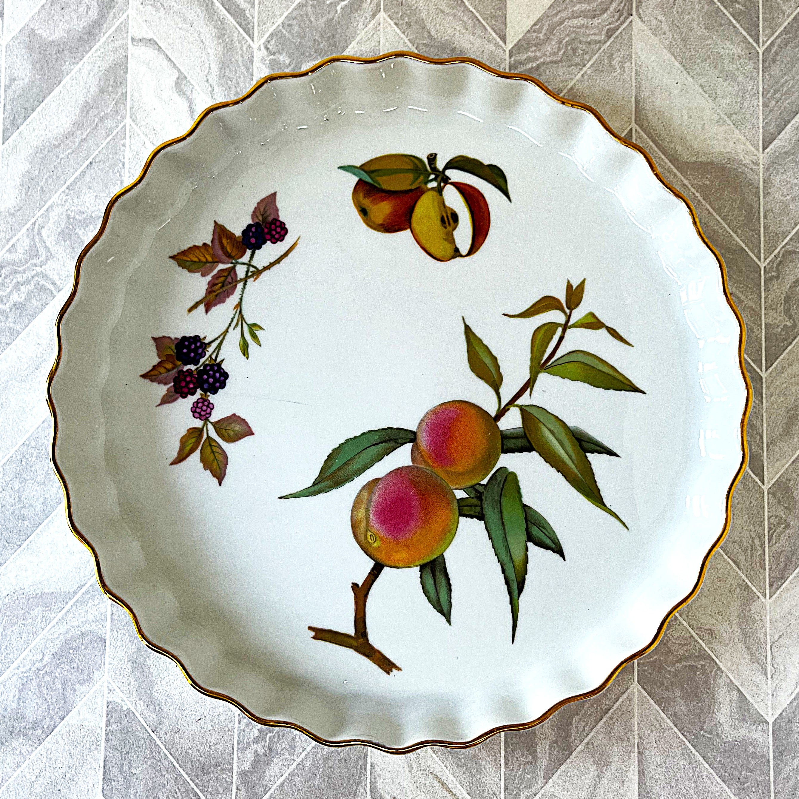 Baking Dish: Royal Worcester Evesham Gold Fluted Large Tart Quiche Dish