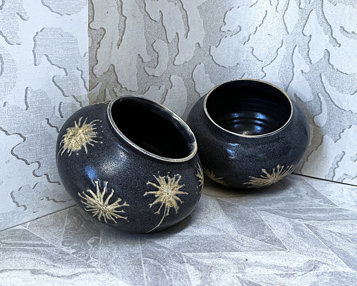 Studio Pottery: Contemporary Sgraffito Starburst Charcoal Stoneware Pots, 2