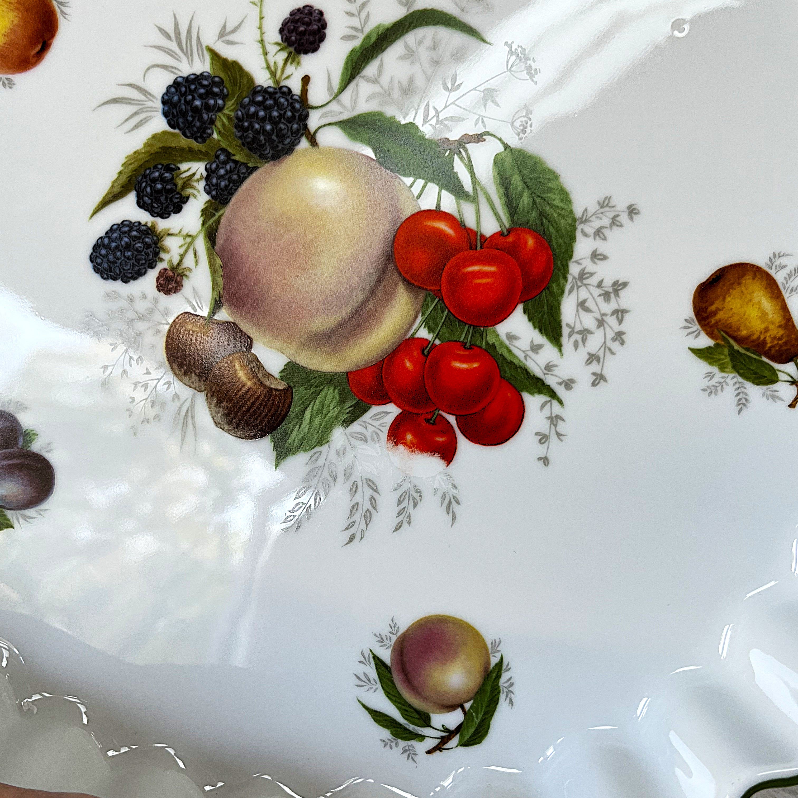 Baking Dish: Wiesenthal Paradise Valley Scalloped Tart Quiche Dish