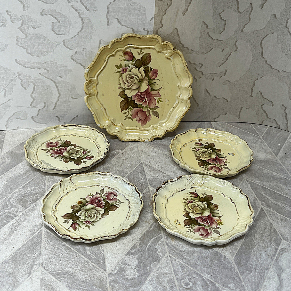 Florentine Ware: Florentine Scalloped Cabbage Rose Distressed Set, 5