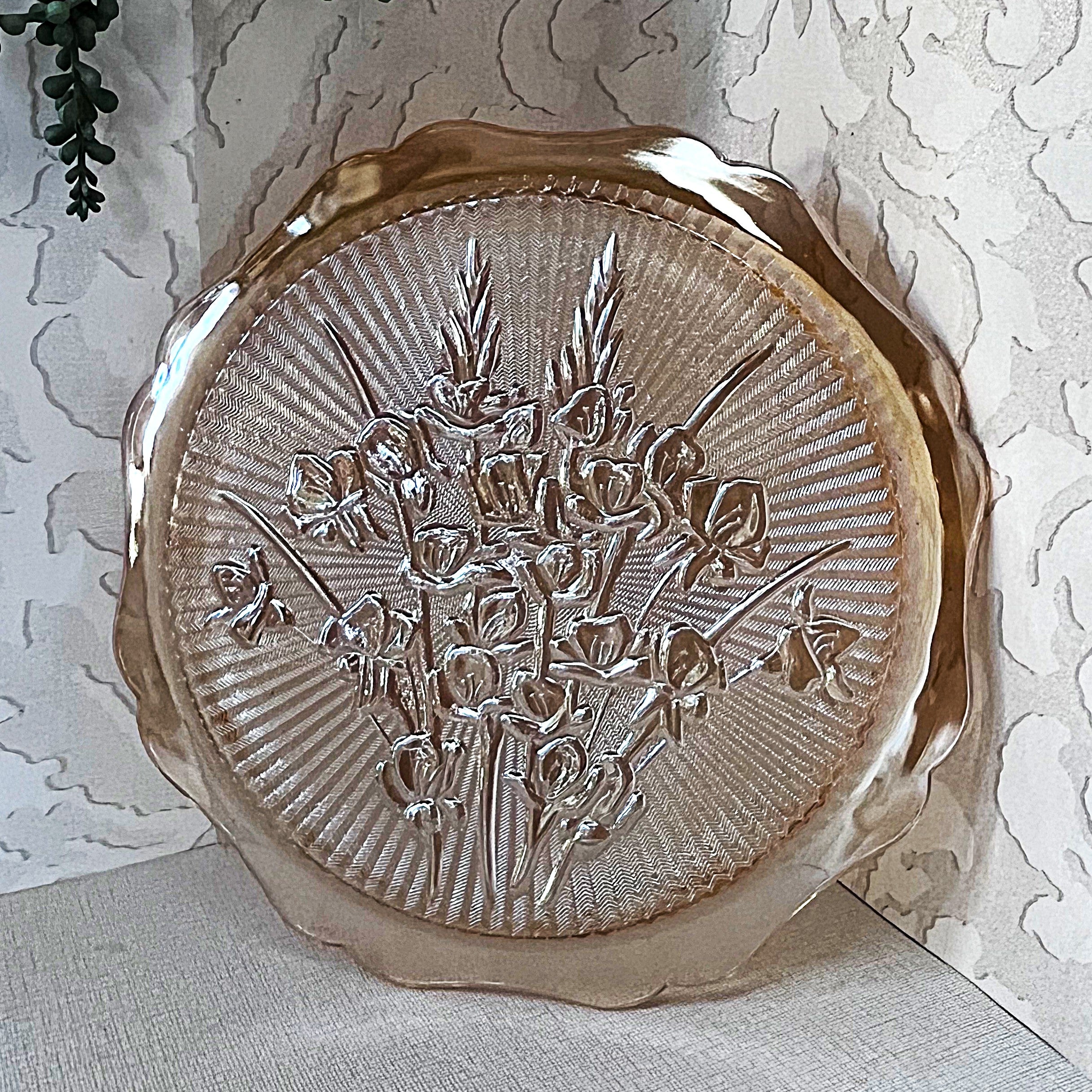 Coloured Glass: Jeanette Glass Marigold Cake Serving Plate