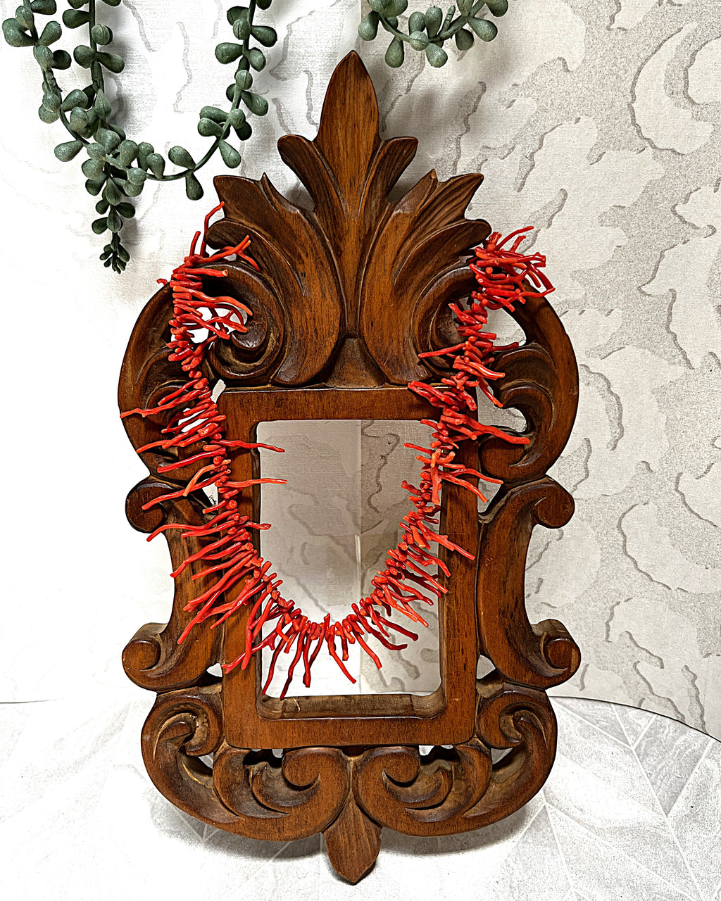 Jewellery: Antique Mediterranean Red Branch Coral Statement Necklace
