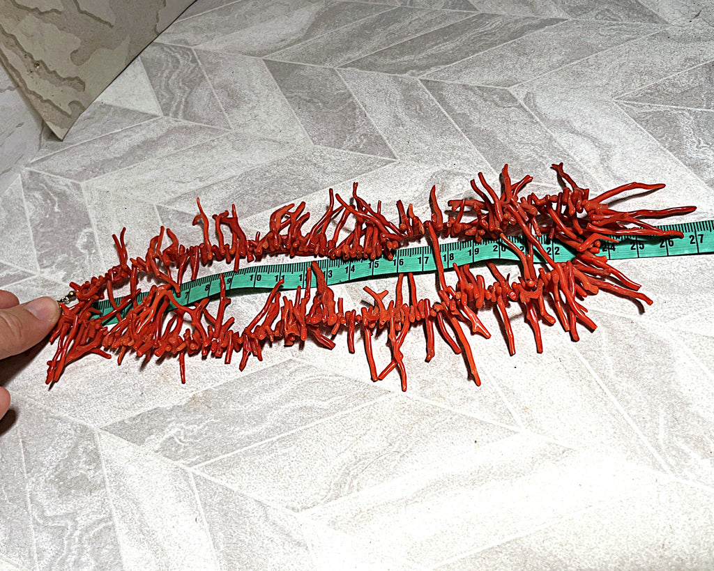 Jewellery: Antique Mediterranean Red Branch Coral Statement Necklace