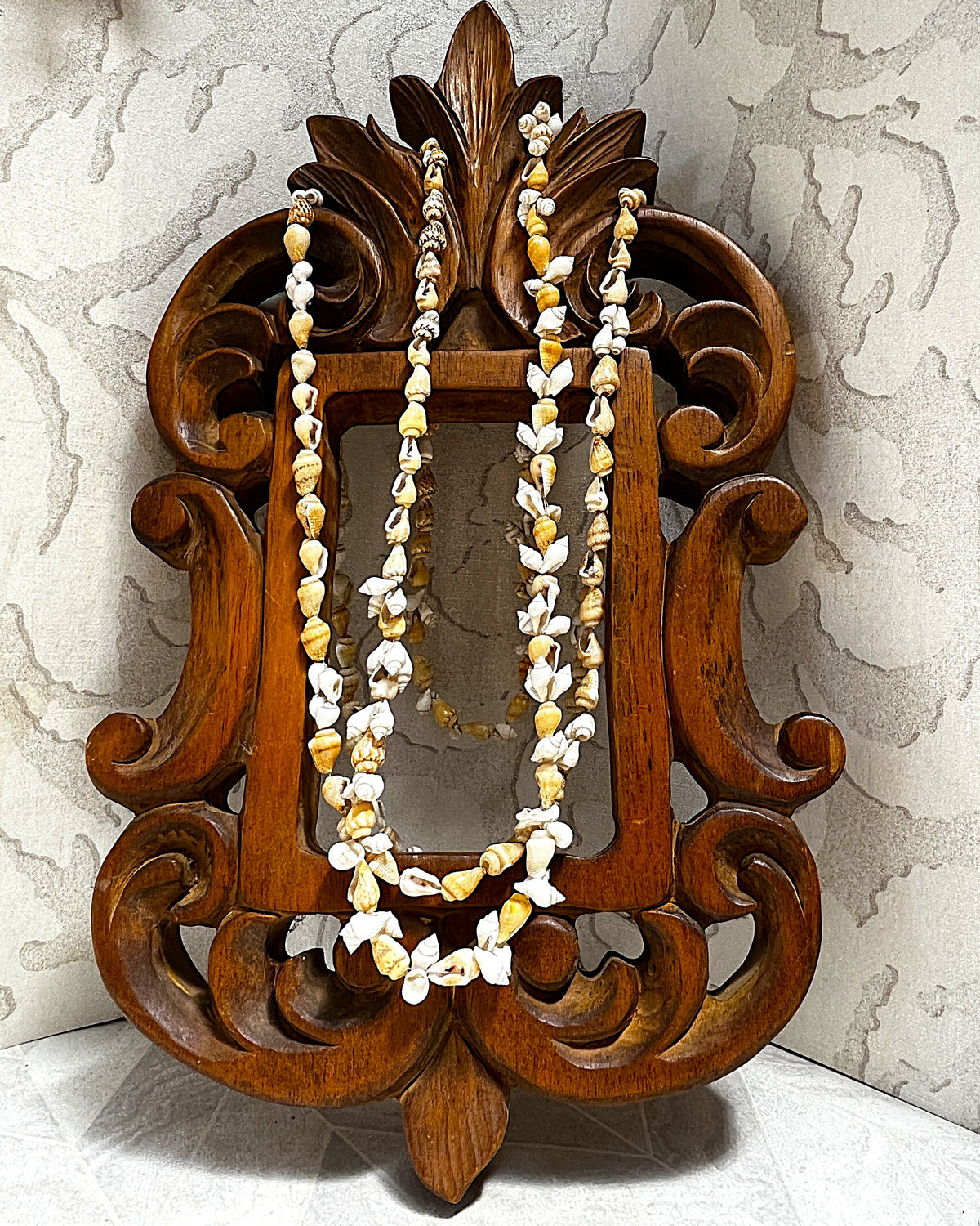 Jewellery: Hawaiian Pikake Rice Shell Necklace Collection, 2