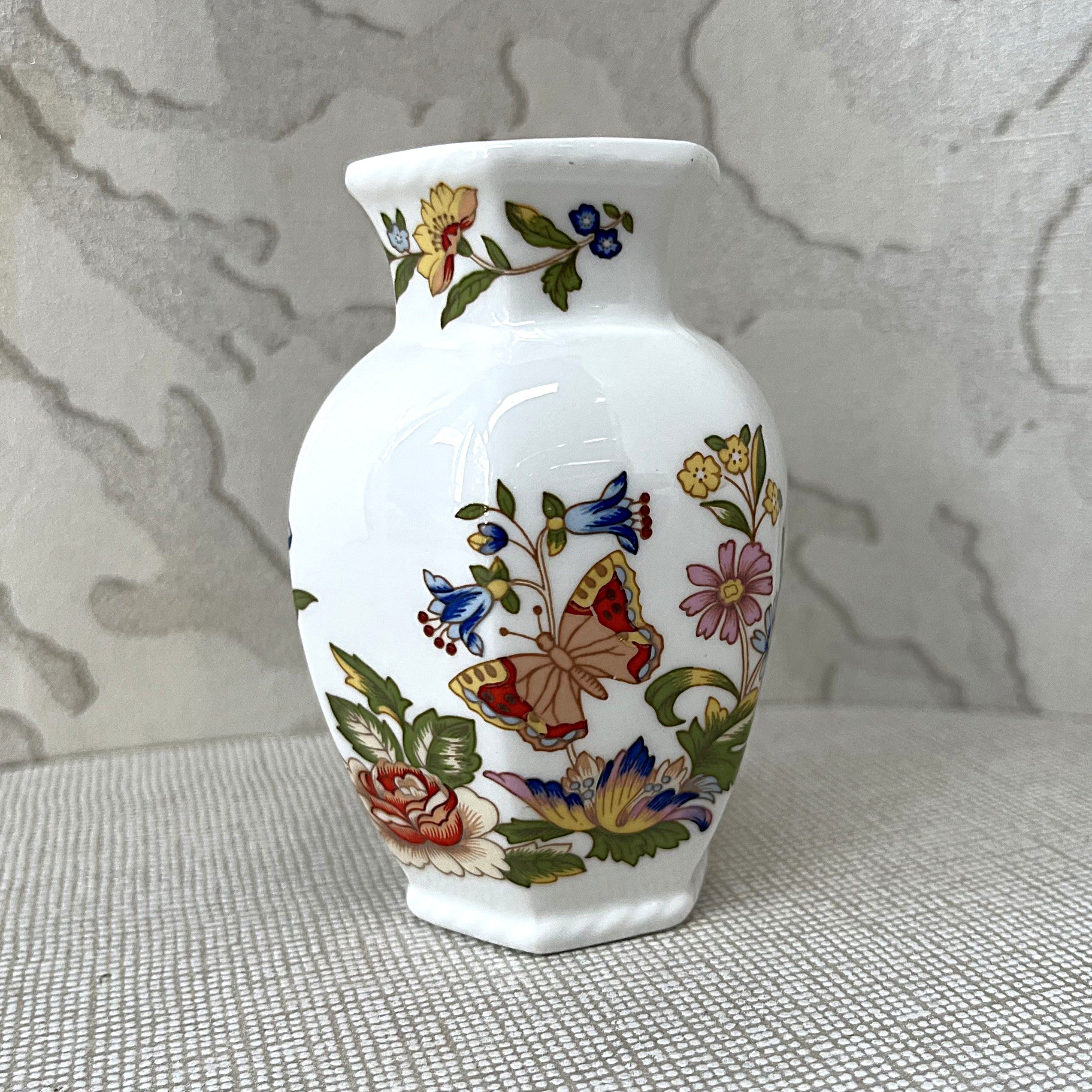 Bud Vases: Aynsley Cottage Garden Bud Vase