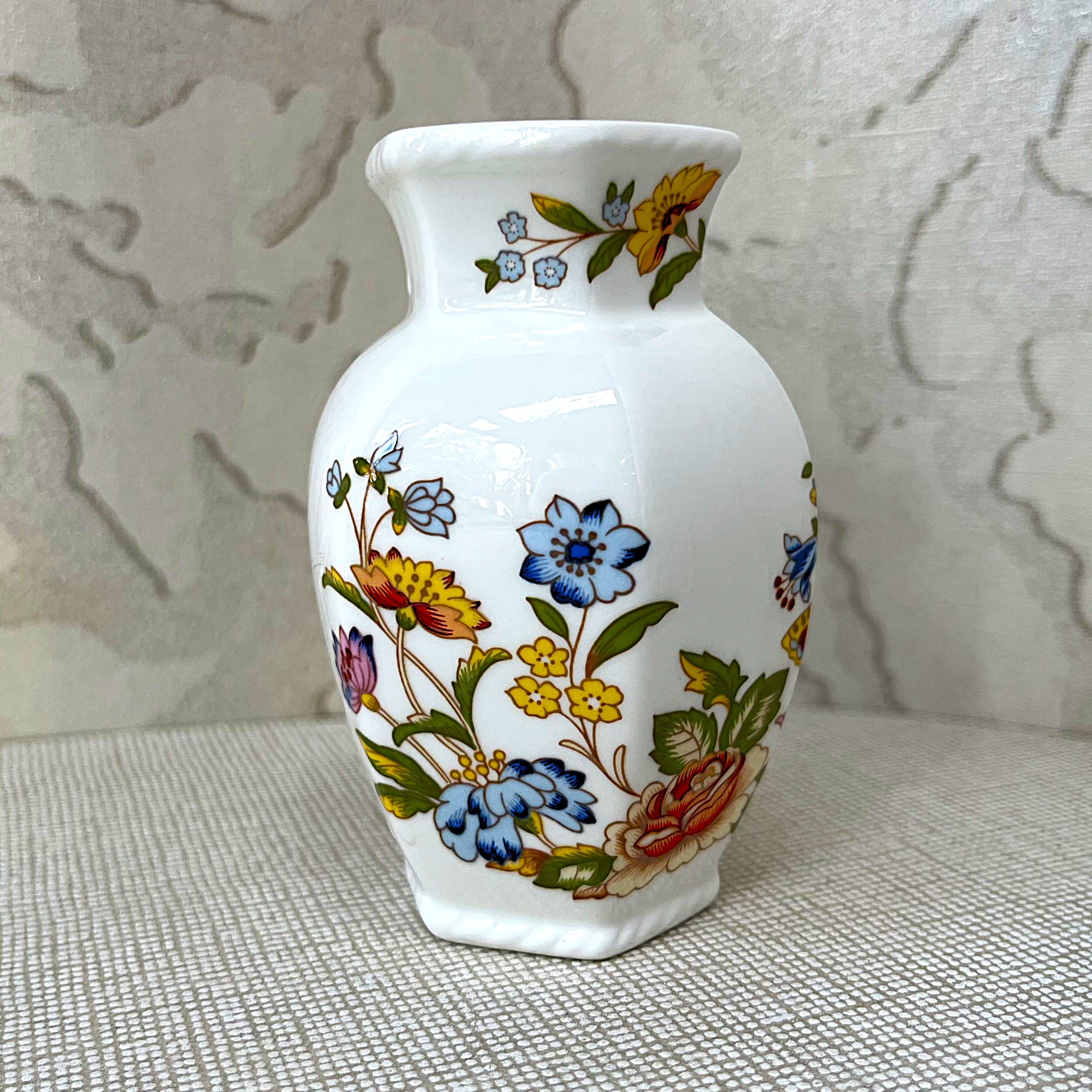 Bud Vases: Aynsley Cottage Garden Bud Vase
