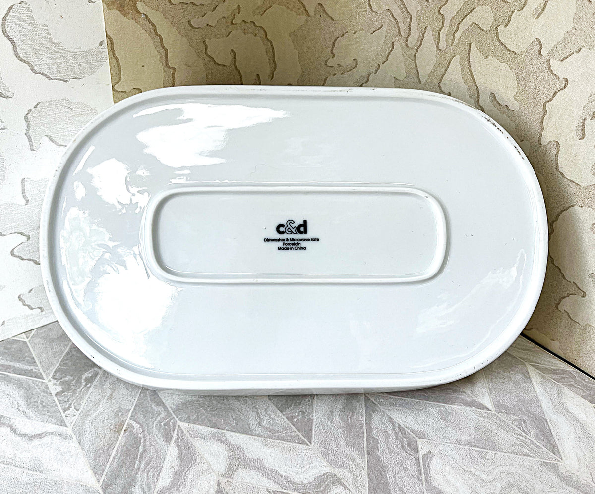 Baking Dish: Contemporary c&d Oval Lasagne Baking Dish