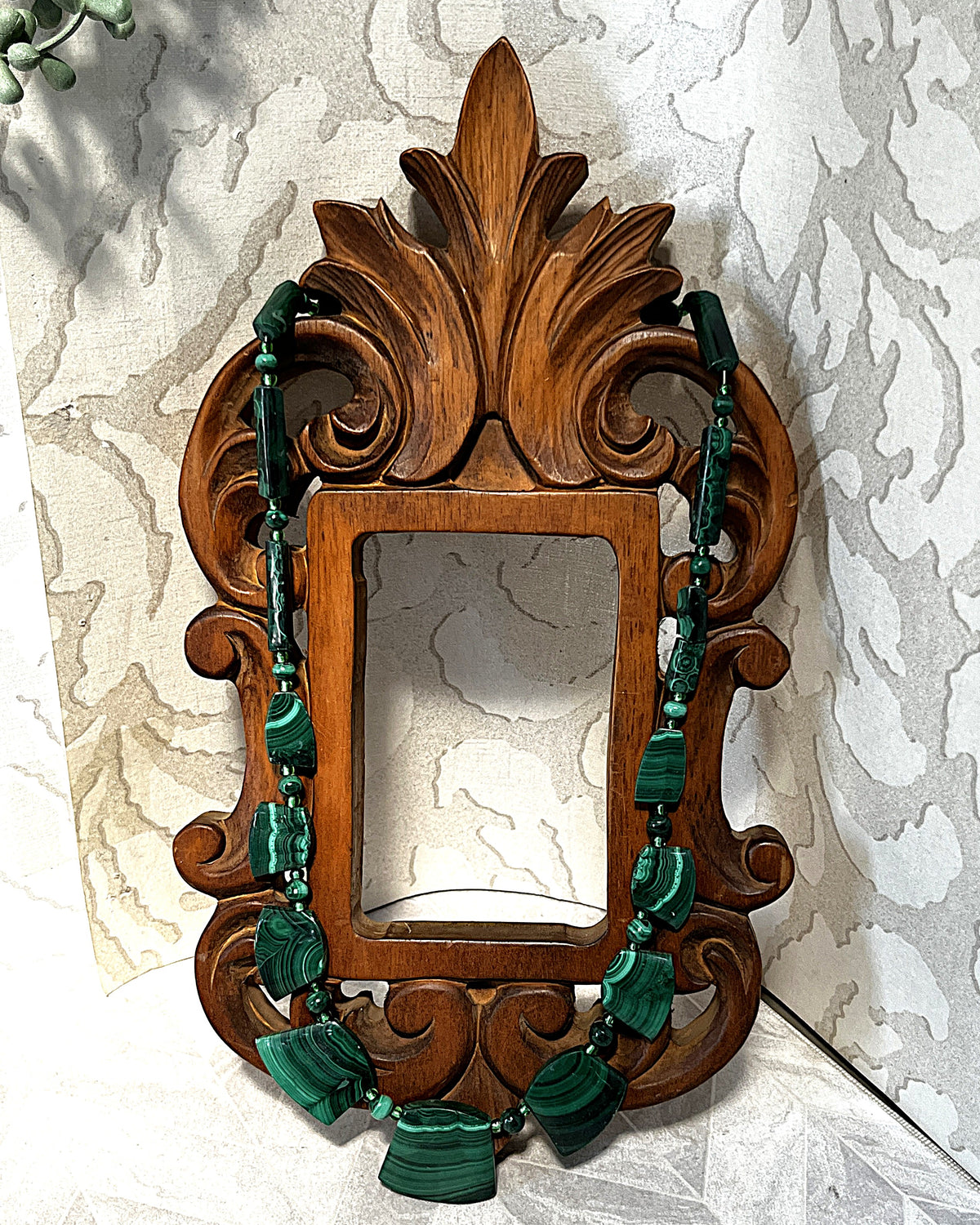 Jewellery: African Malachite Graduated Panel Statement Necklace, Minor Side Flaw