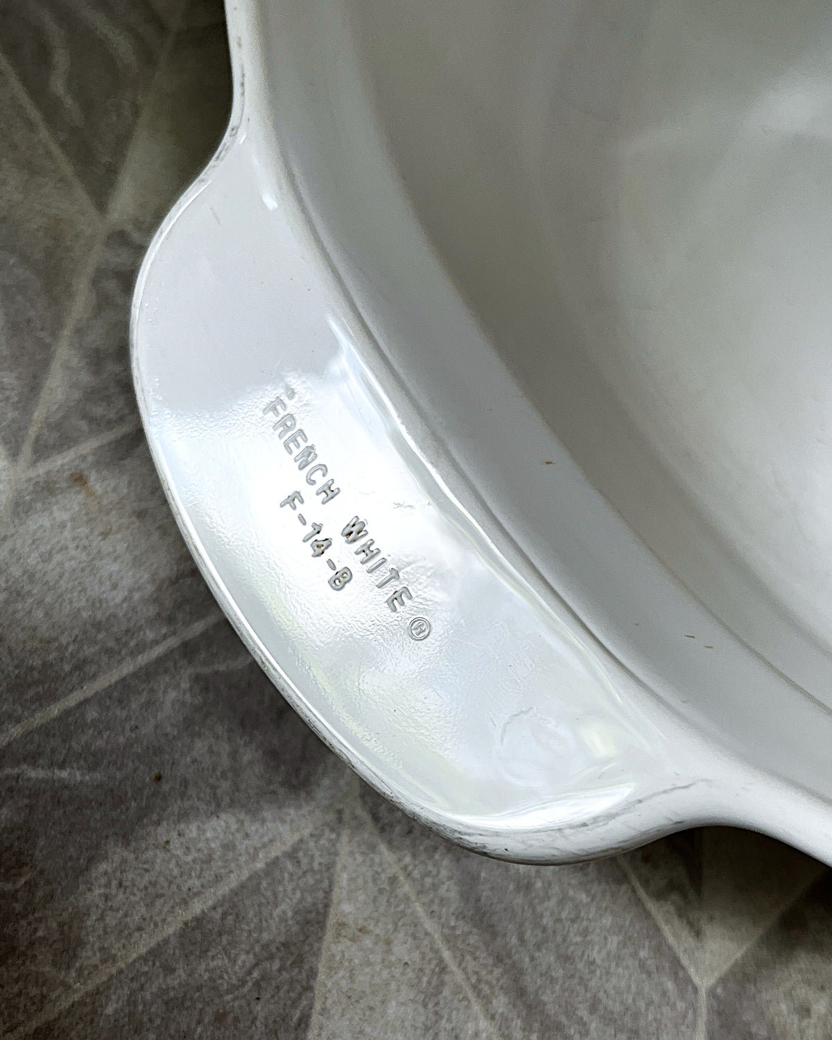 CorningWare: French White: F-14-B Lidded Casserole Domed