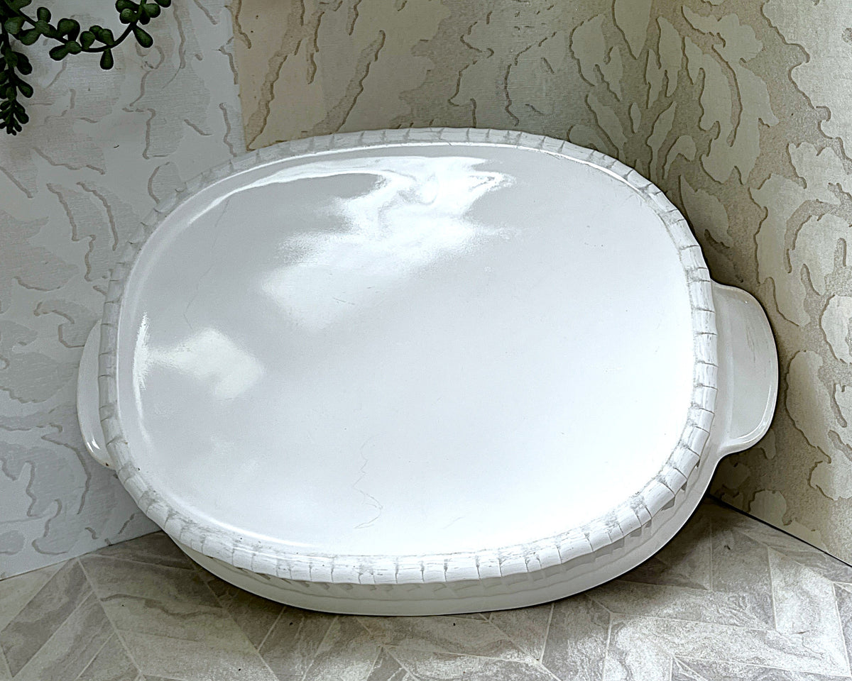 CorningWare: French White: F-14-B Lidded Casserole Domed