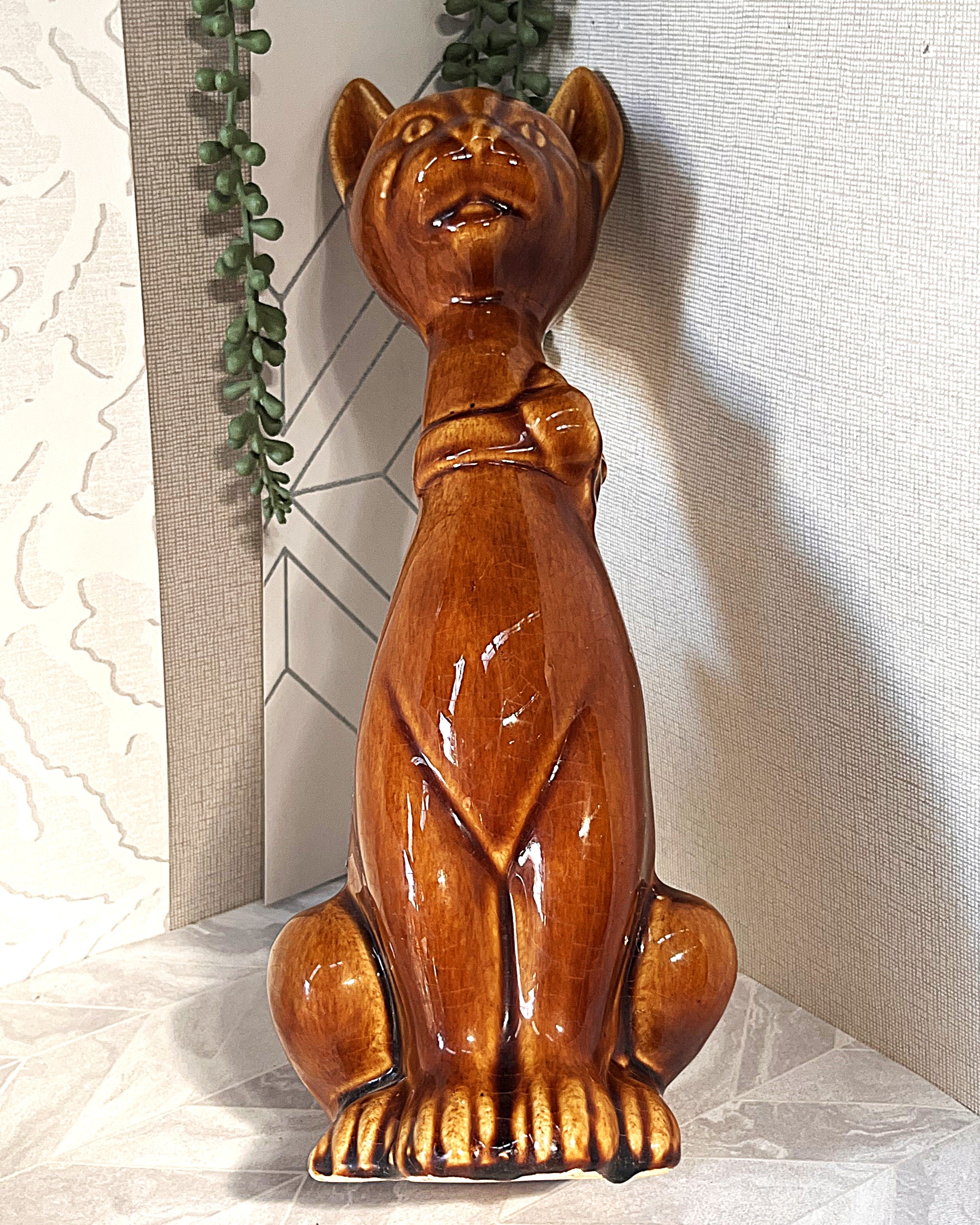 Animal Décor: Atomic Cat