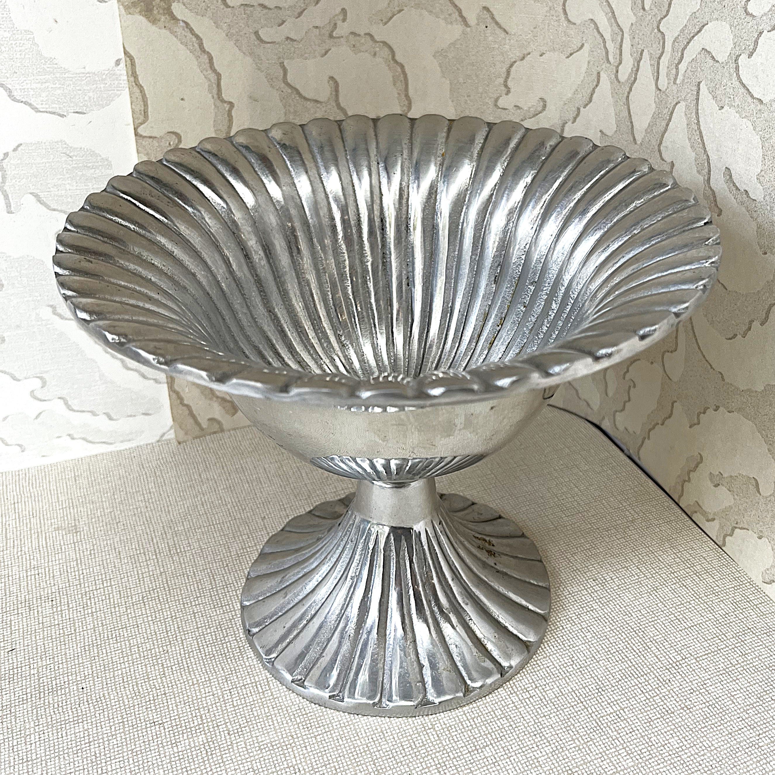 Aluminium Décor: Mid-Century Modern Fluted Cast Aluminium Pedestal Compote Bowl