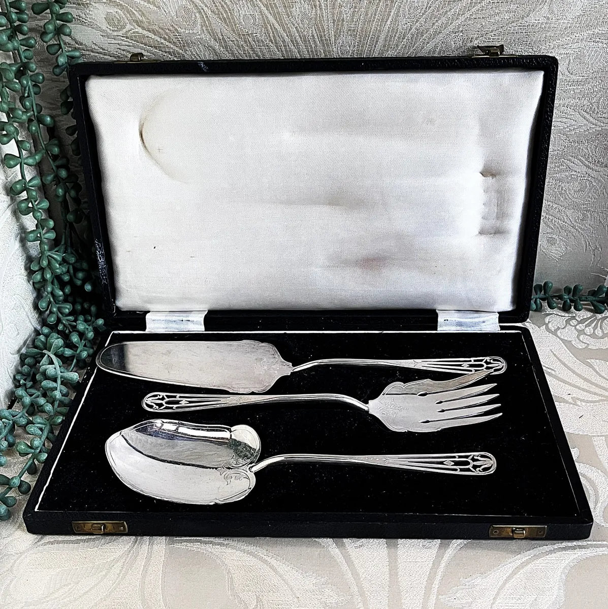 Cutlery Boxed: Antique Art Deco Master Hostess Serving Set