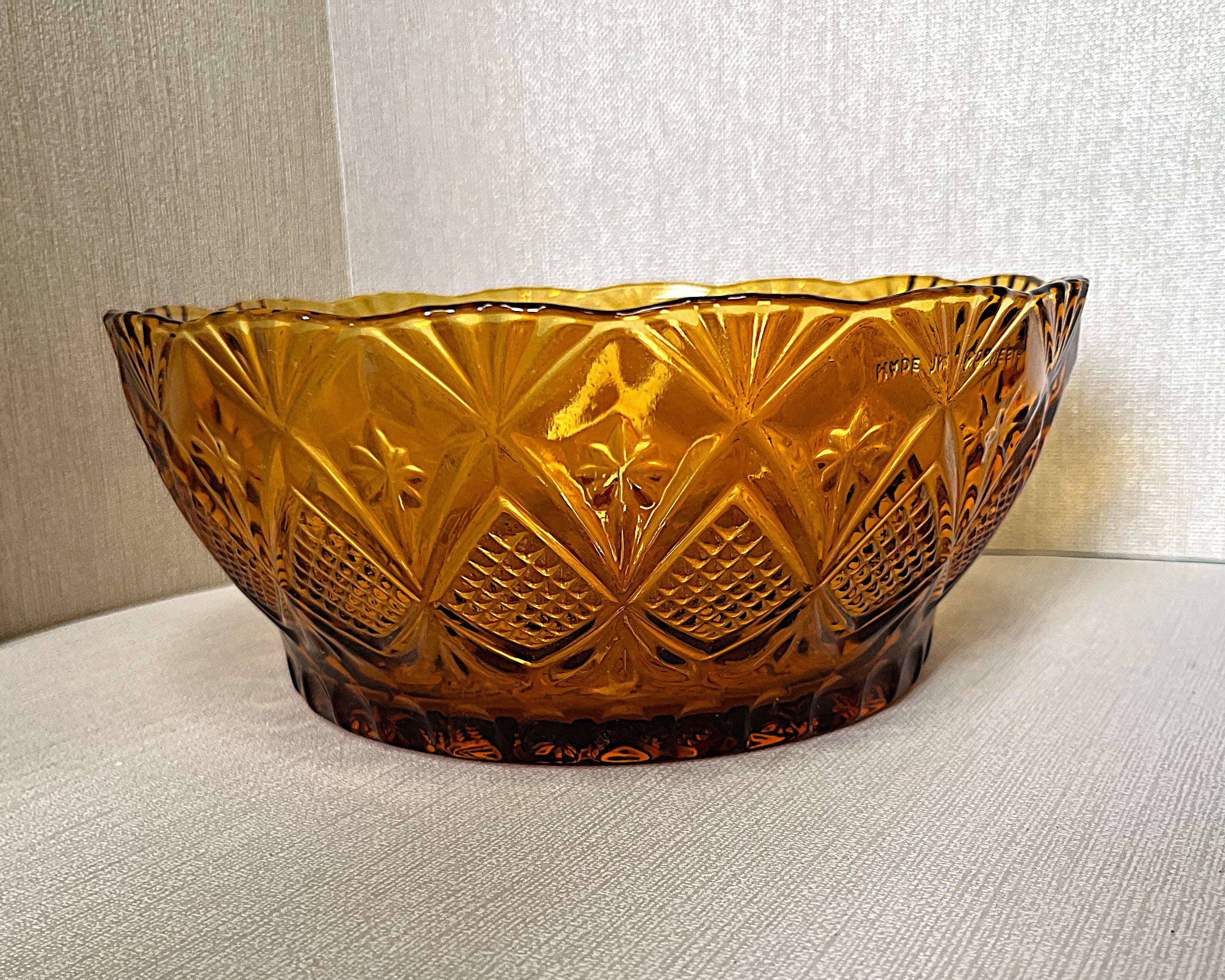 Coloured Glass: KIG Amber Glass Salad Bowl, Fan & Stars