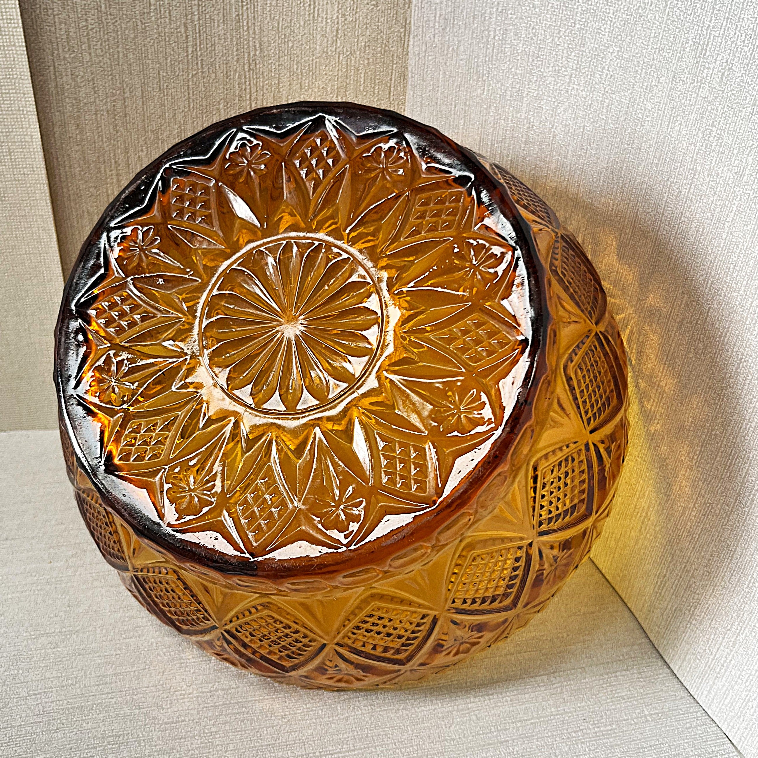 Coloured Glass: KIG Amber Glass Salad Bowl, Fan & Stars