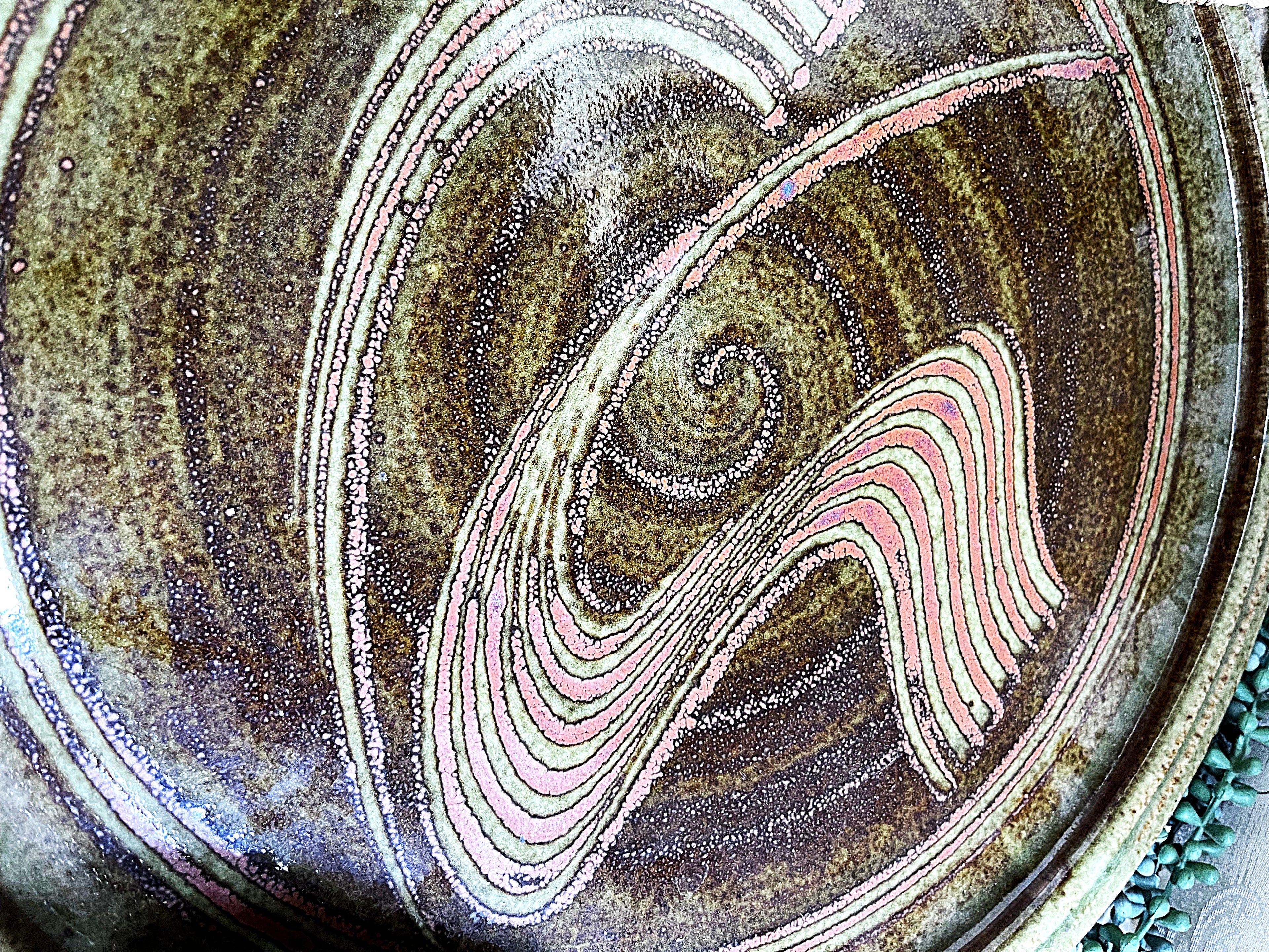Master Potter: Neville Burde - Large Round Serving Tray