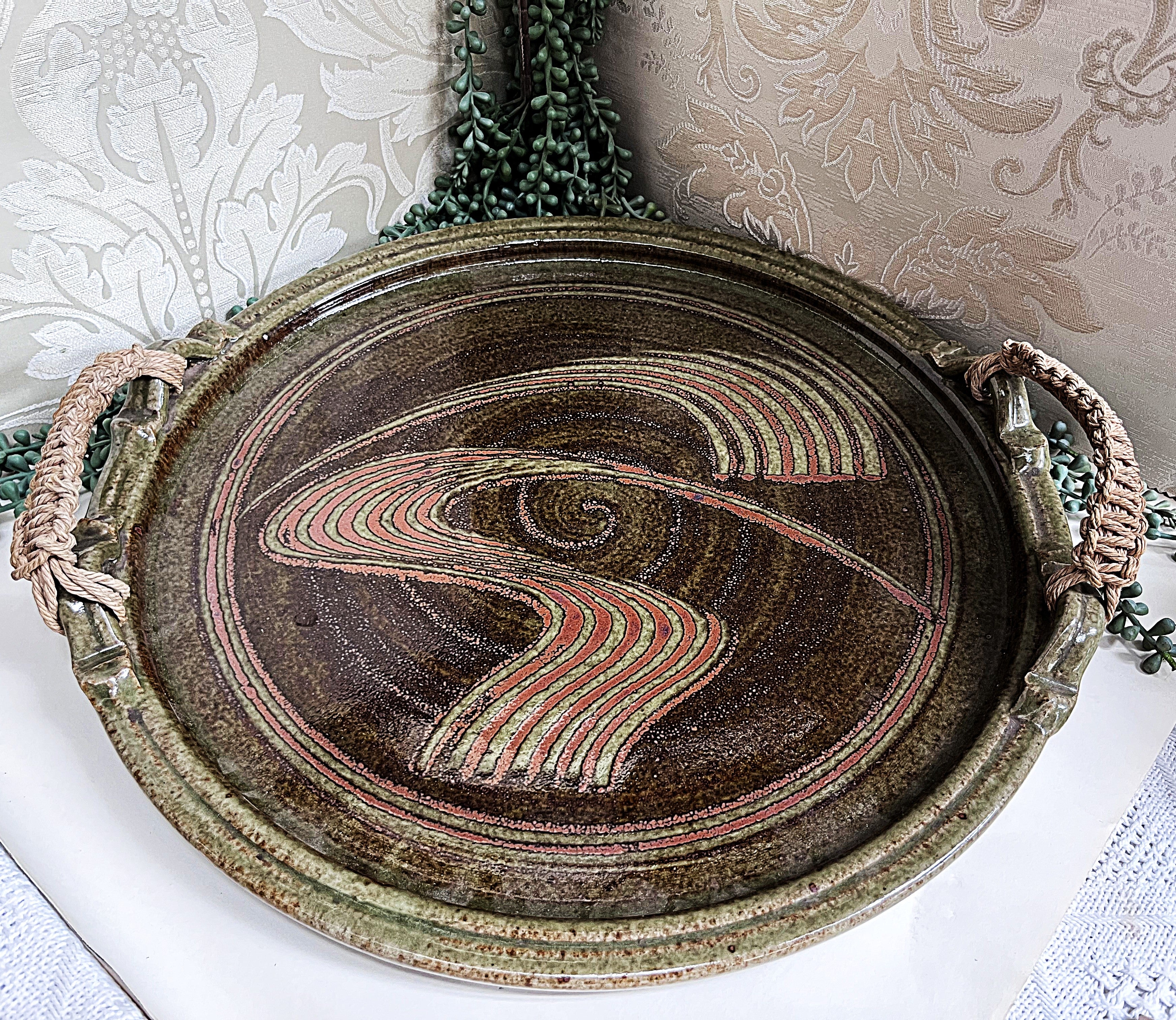 Master Potter: Neville Burde - Large Round Serving Tray