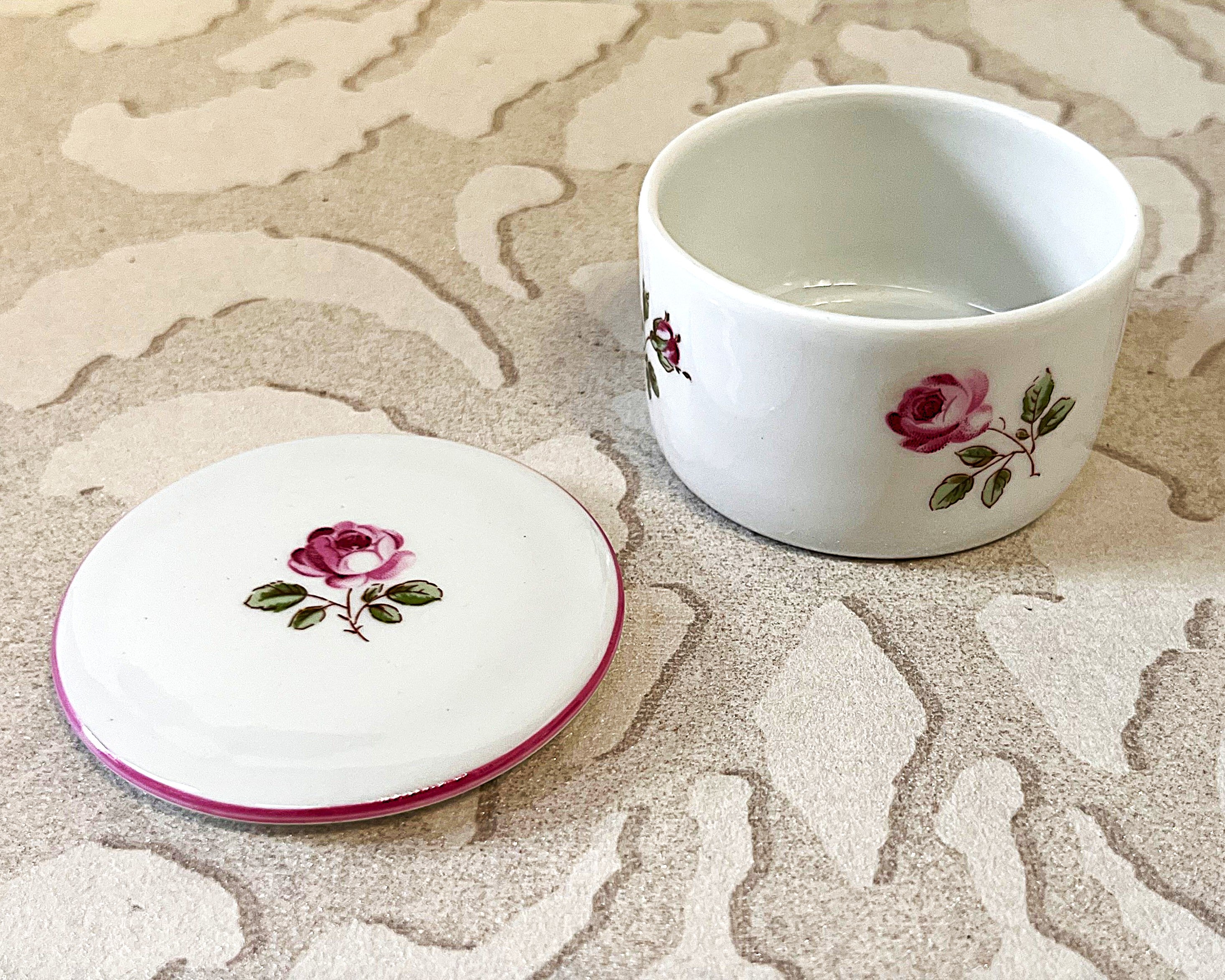 Trinkets: Richard Ginori Trinket Box Pink Rose Design