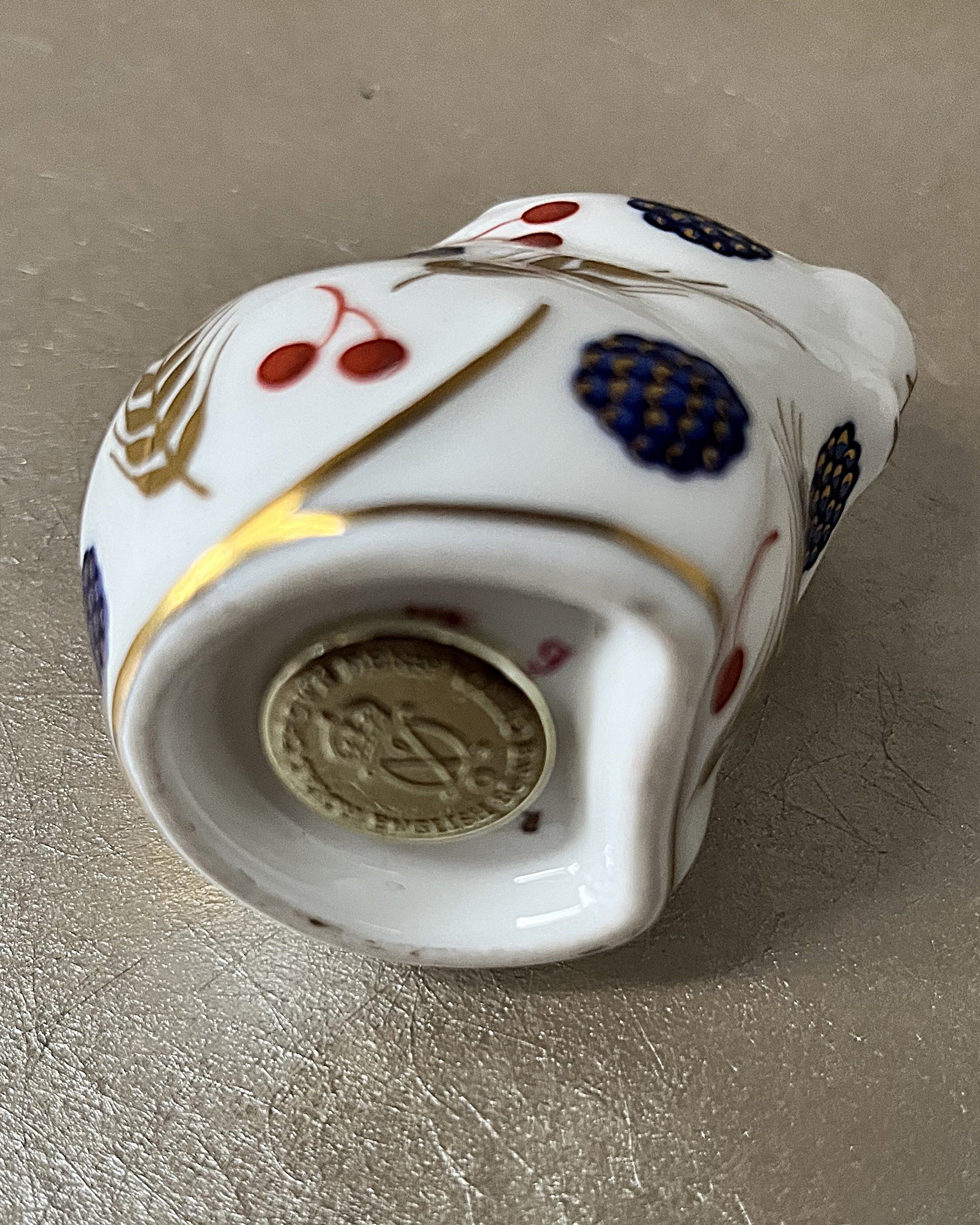 Figurines: Royal Crown Derby "Harvest Mouse"