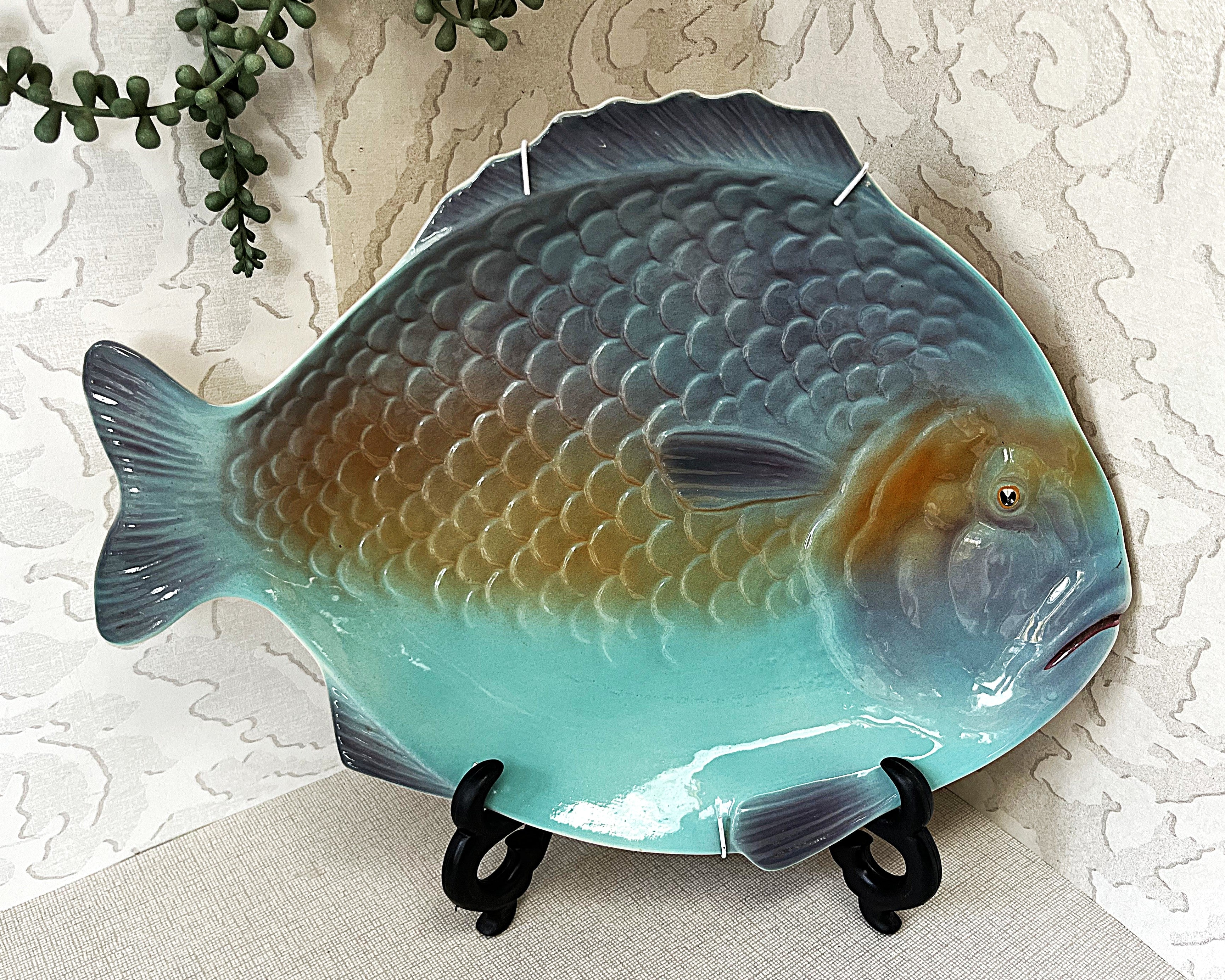 Wall Plate: Shorter & Son Large Majolica Fish Platter